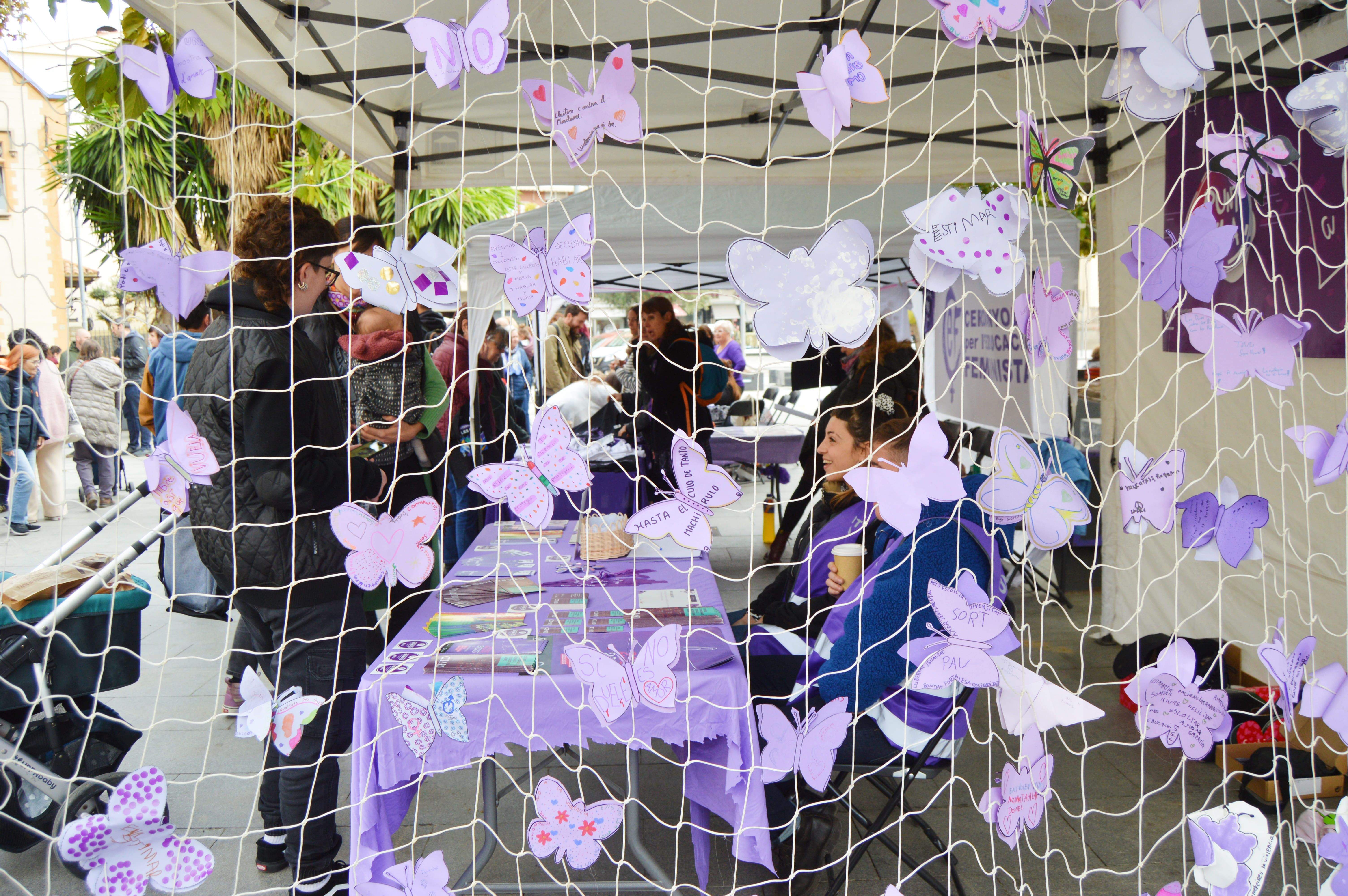 Feminisme i 25 N a Cerdanyola. FOTO: Nora MO