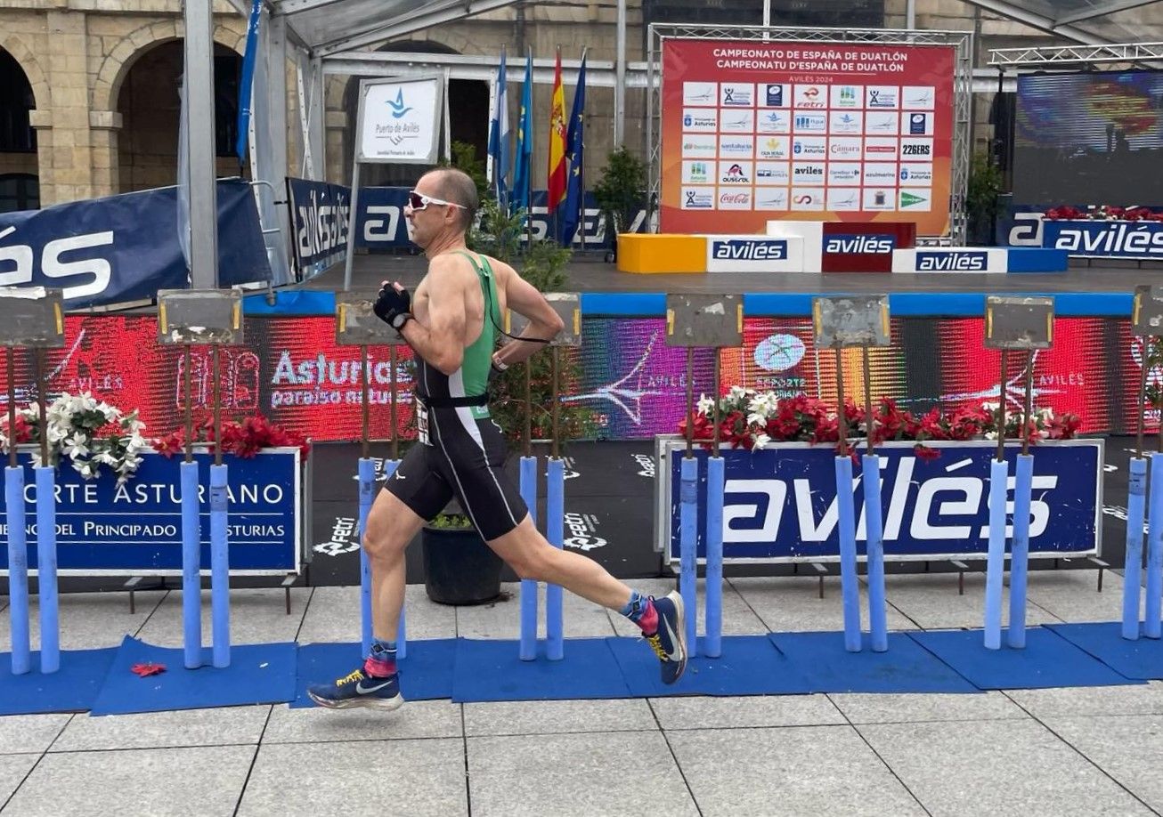 David Serra, el duatleta cerdanyolenc, campió d'Espanya. FOTO: Cedida David Serra, el duatleta cerdanyolenc, campió d'Espanya. FOTO: Cedida
