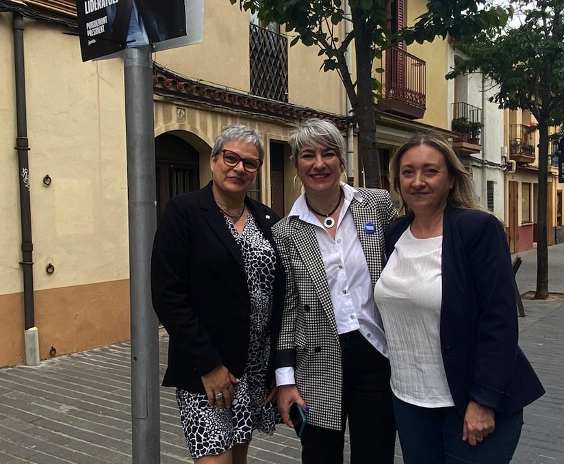 L'exconsellera de Justícia, Lourdes Ciuró (al centre), durant la campanya electoral. FOTO: Cedida