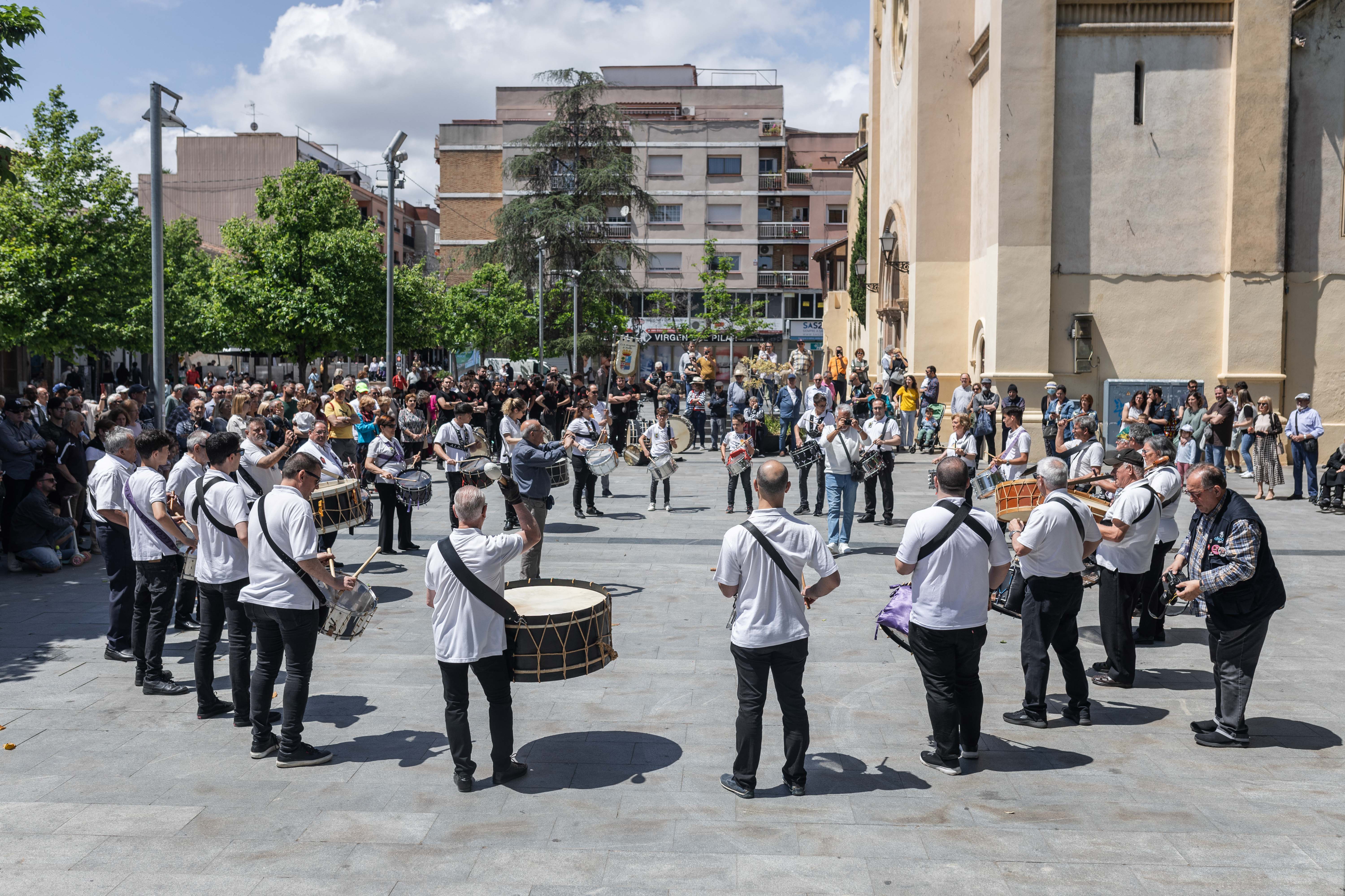 XVII Trobada de Tambors de la Casa de Aragón de Cerdanyola. FOTO: Arnau Padilla