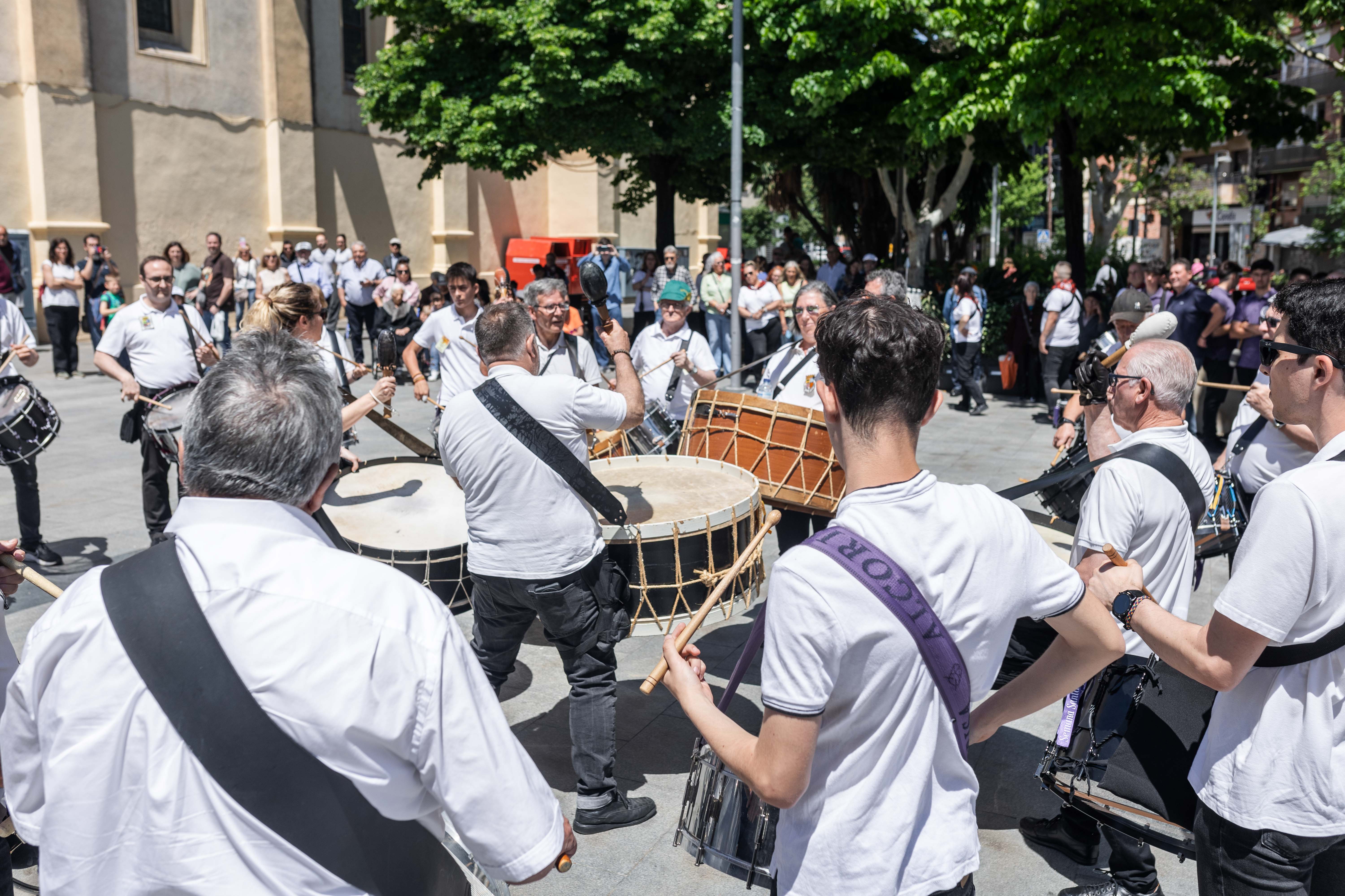 XVII Trobada de Tambors de la Casa de Aragón de Cerdanyola. FOTO: Arnau Padilla