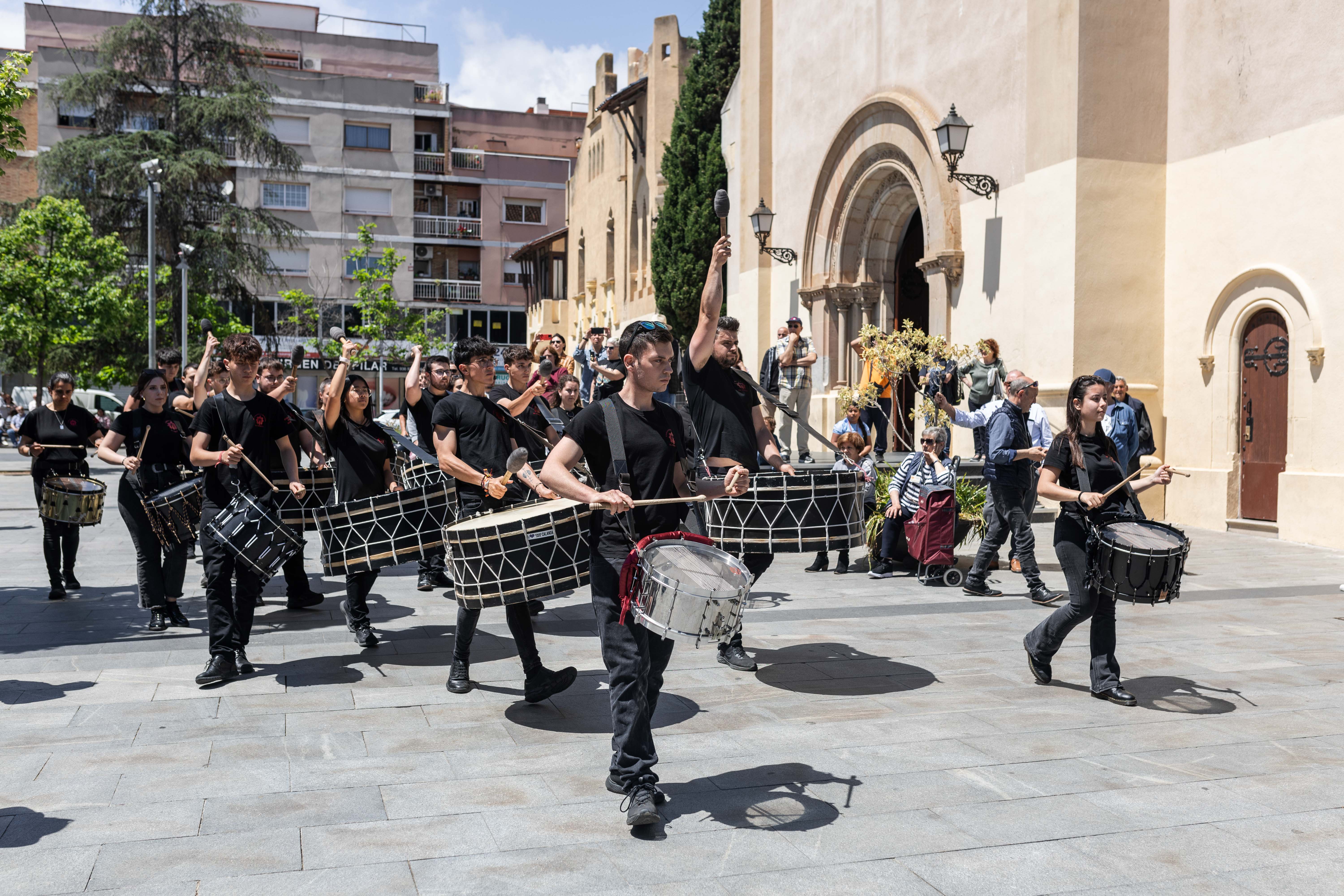 XVII Trobada de Tambors de la Casa de Aragón de Cerdanyola. FOTO: Arnau Padilla
