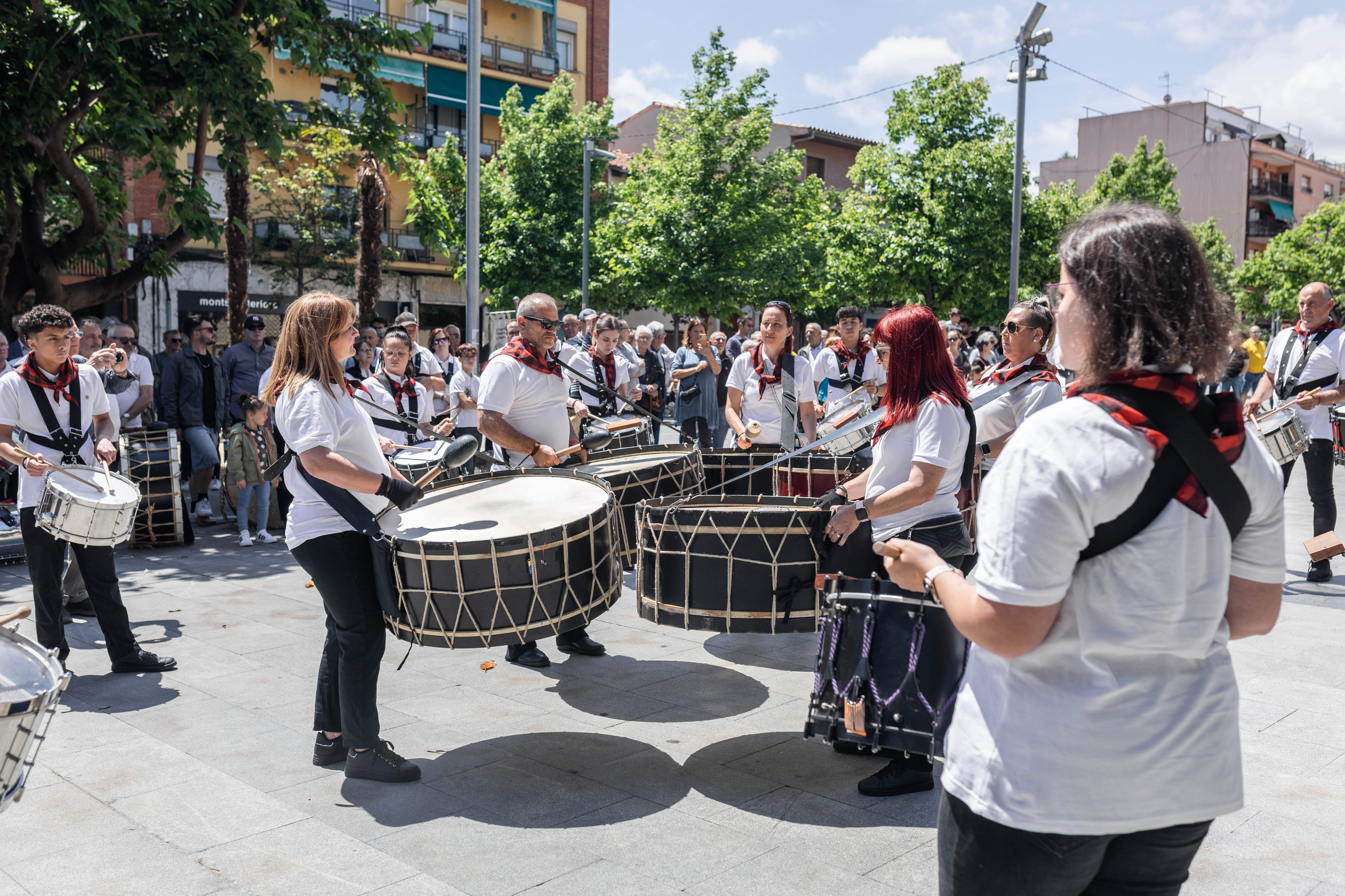 XVII Trobada de Tambors de la Casa de Aragón de Cerdanyola. FOTO: Arnau Padilla