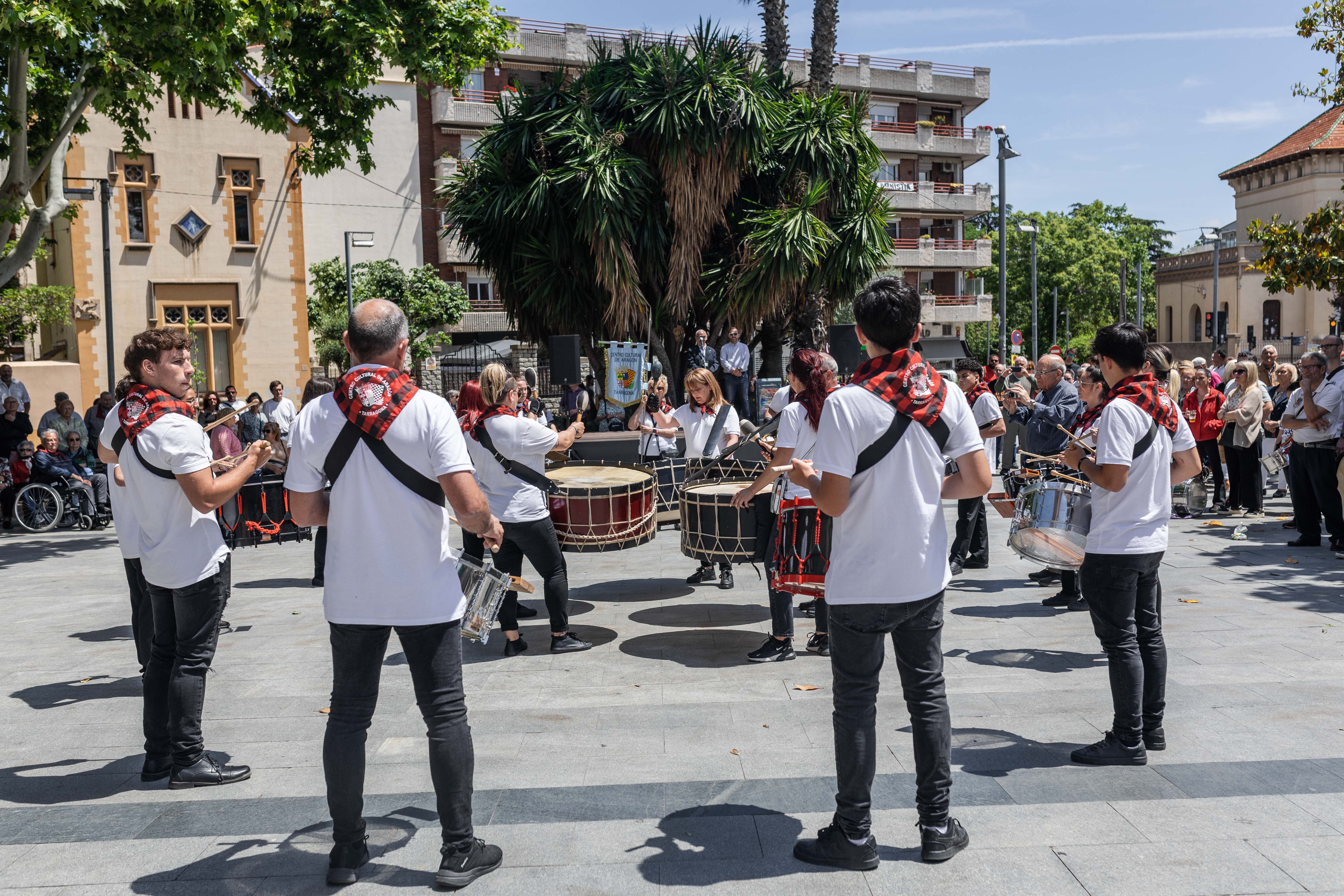XVII Trobada de Tambors de la Casa de Aragón de Cerdanyola. FOTO: Arnau Padilla