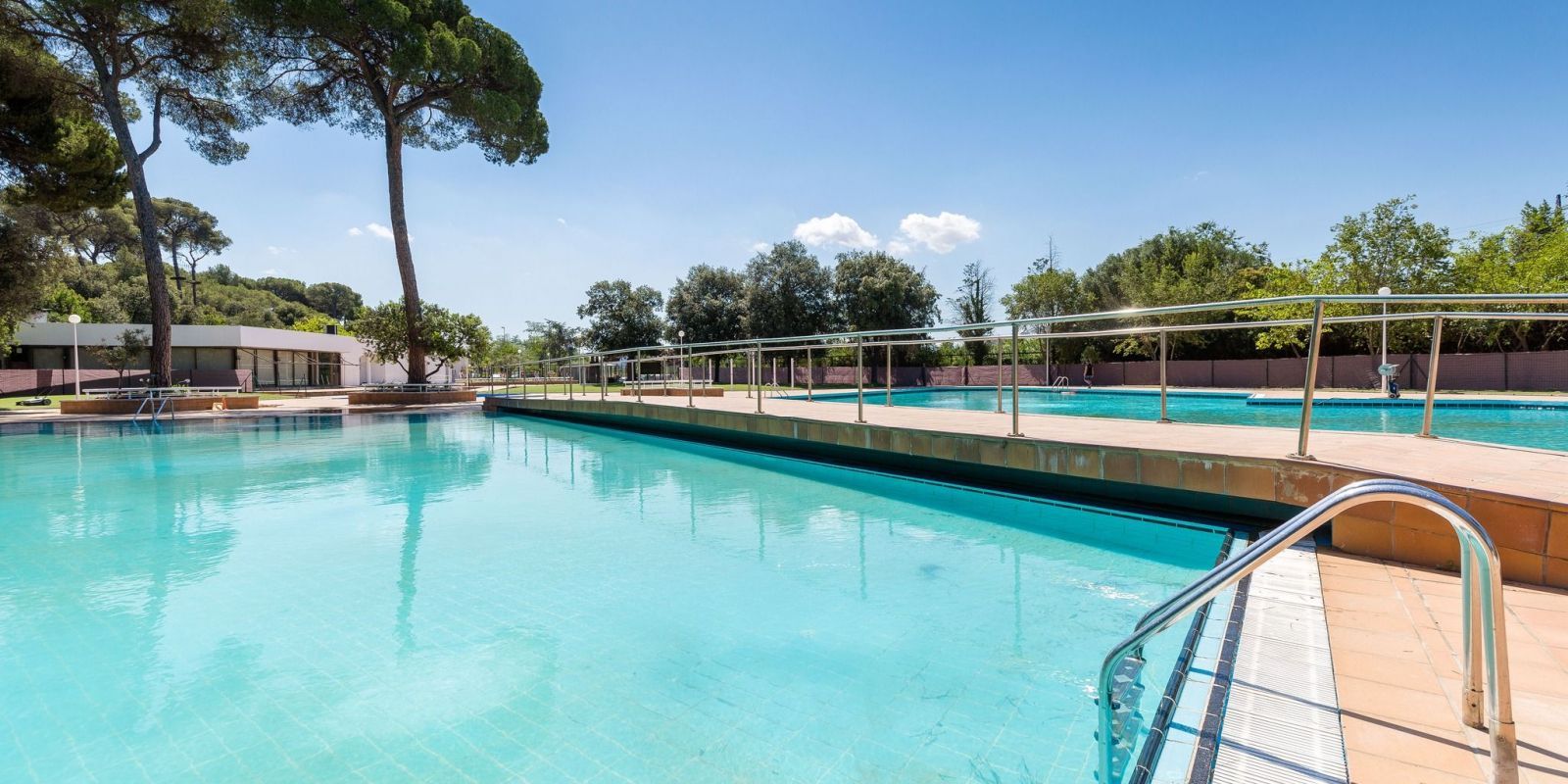Piscines del Bosc Tancat. FOTO: Núria Puentes (Ajuntament de Cerdanyola) Piscines del Bosc Tancat. FOTO: Núria Puentes (Ajuntament de Cerdanyola)