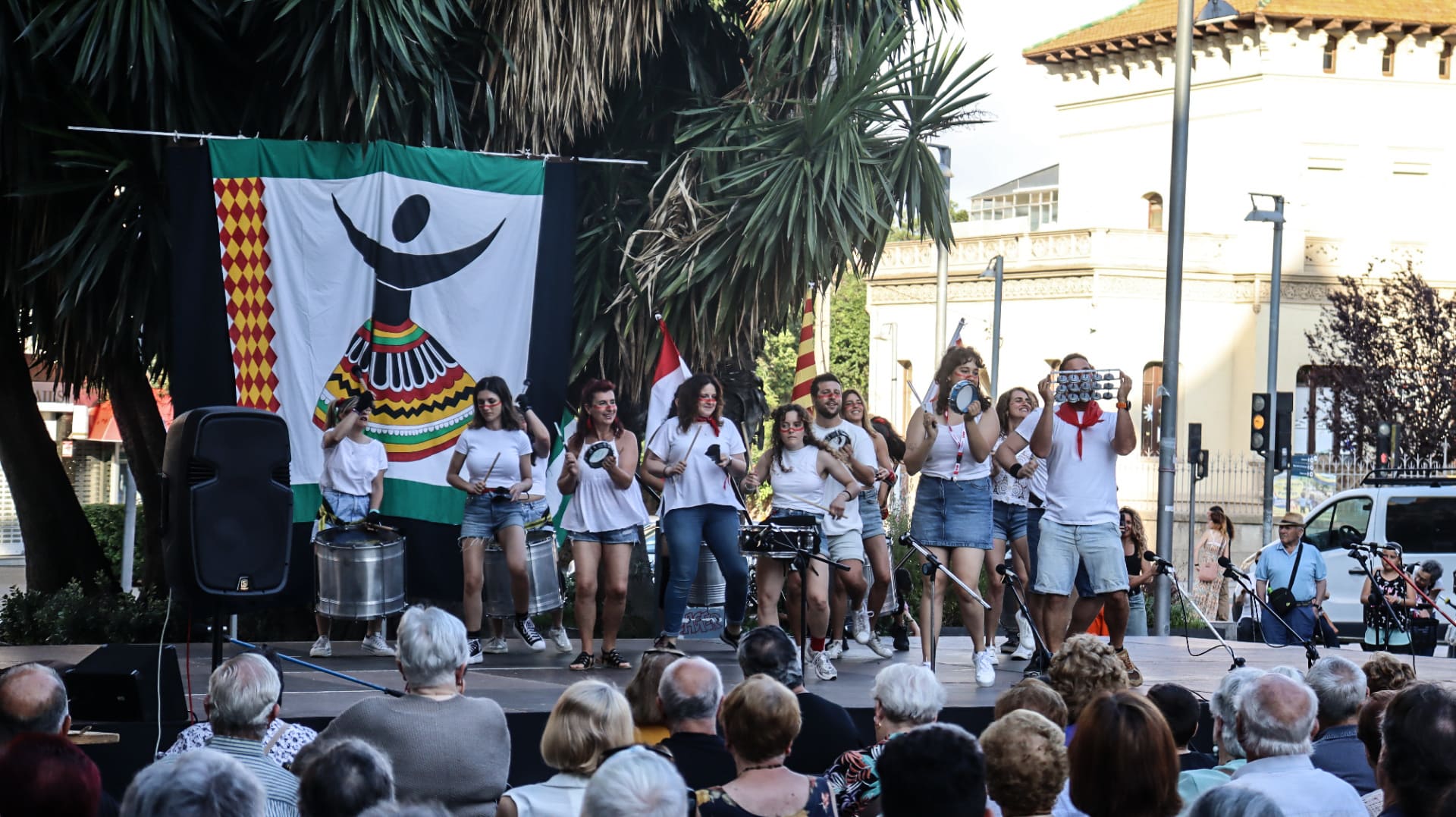 Acte de cloenda Mostra Internacional de Dansa. FOTO: Marc Mata 