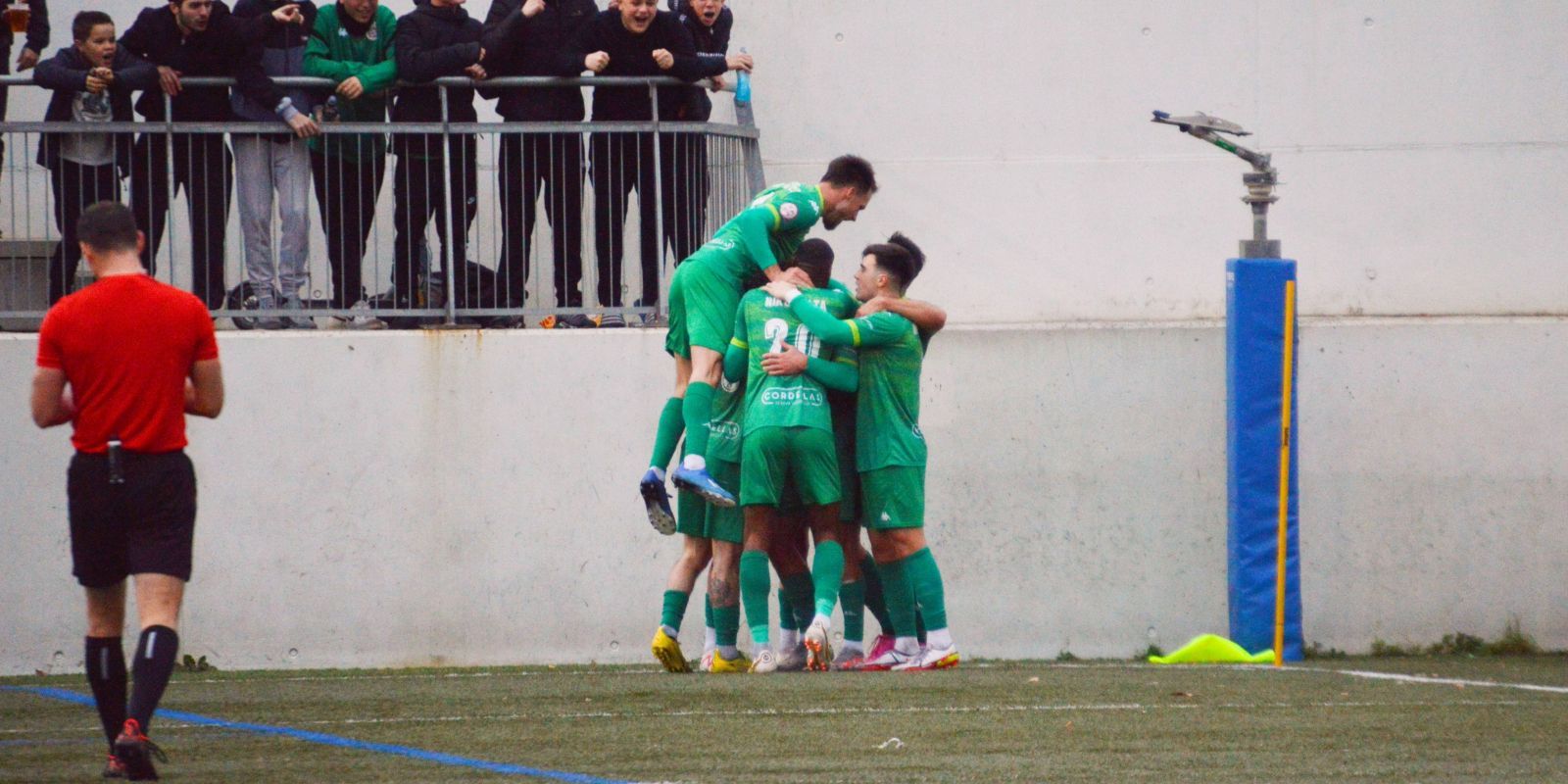 Cerdanyola Futbol Club contra Hércules CF. FOTO: Nora MO