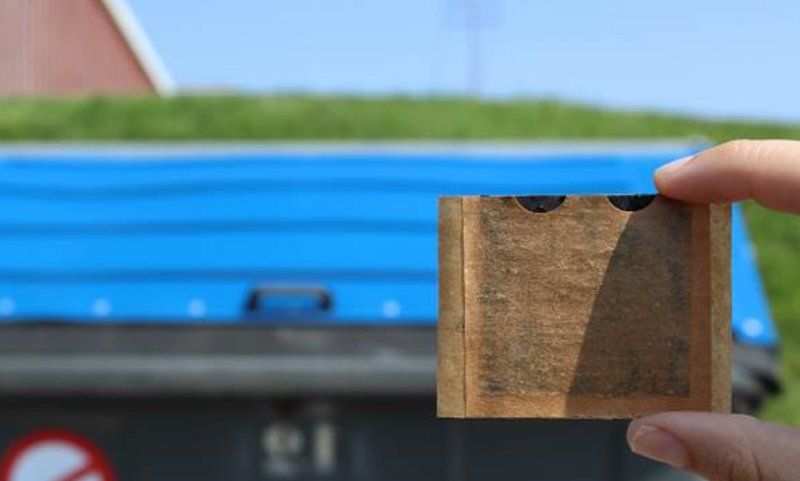 Bateria ecodissenyada amb materials de cartró. FOTO: Cedida