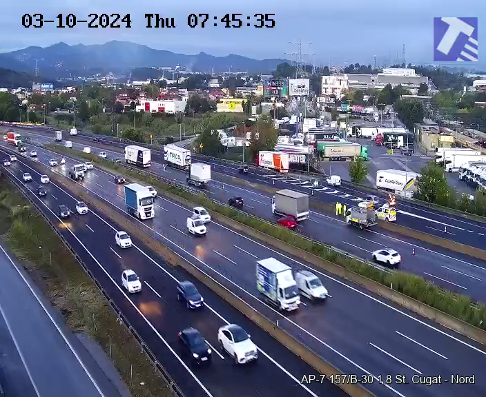 Les cues van des de Sant Cugat fins a Santa Perpètua. FOTO: Trànsit