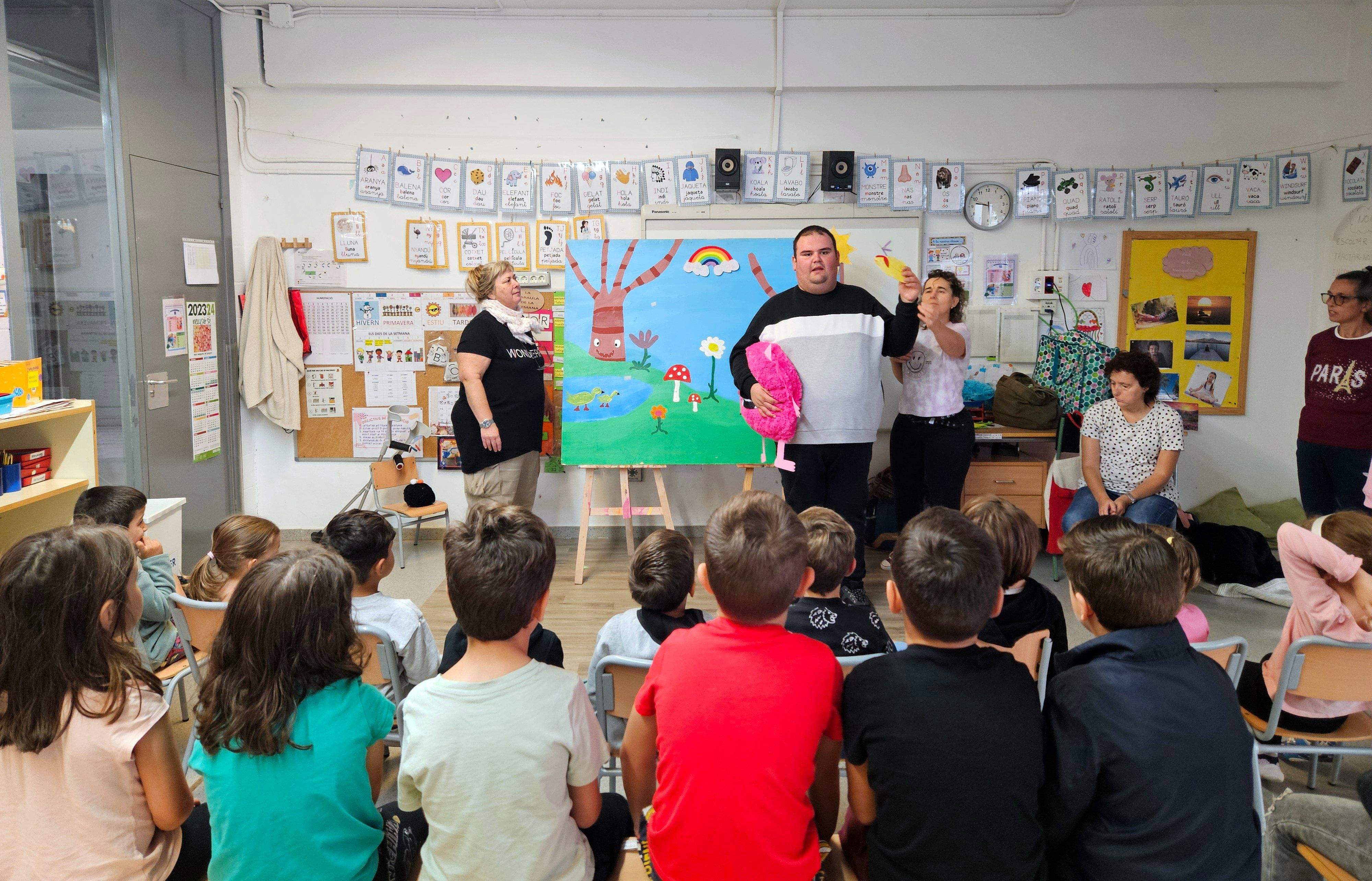 La Fundació Catalònia Creactiva a una de les aules cerdanyolenques. FOTO: Ajuntament