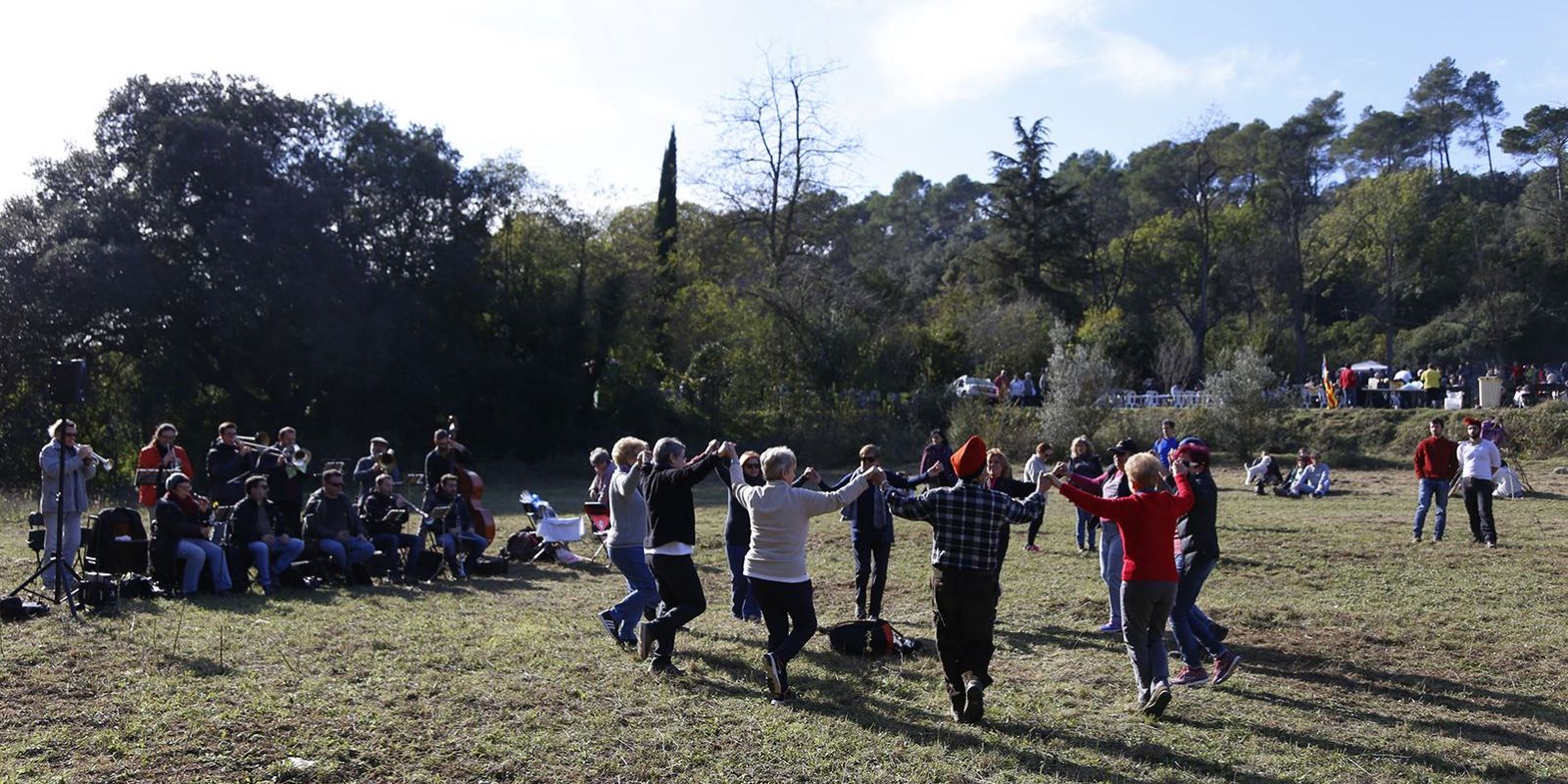 Ballada sardanes Aplec de Sant Iscle. FOTO: Arxiu