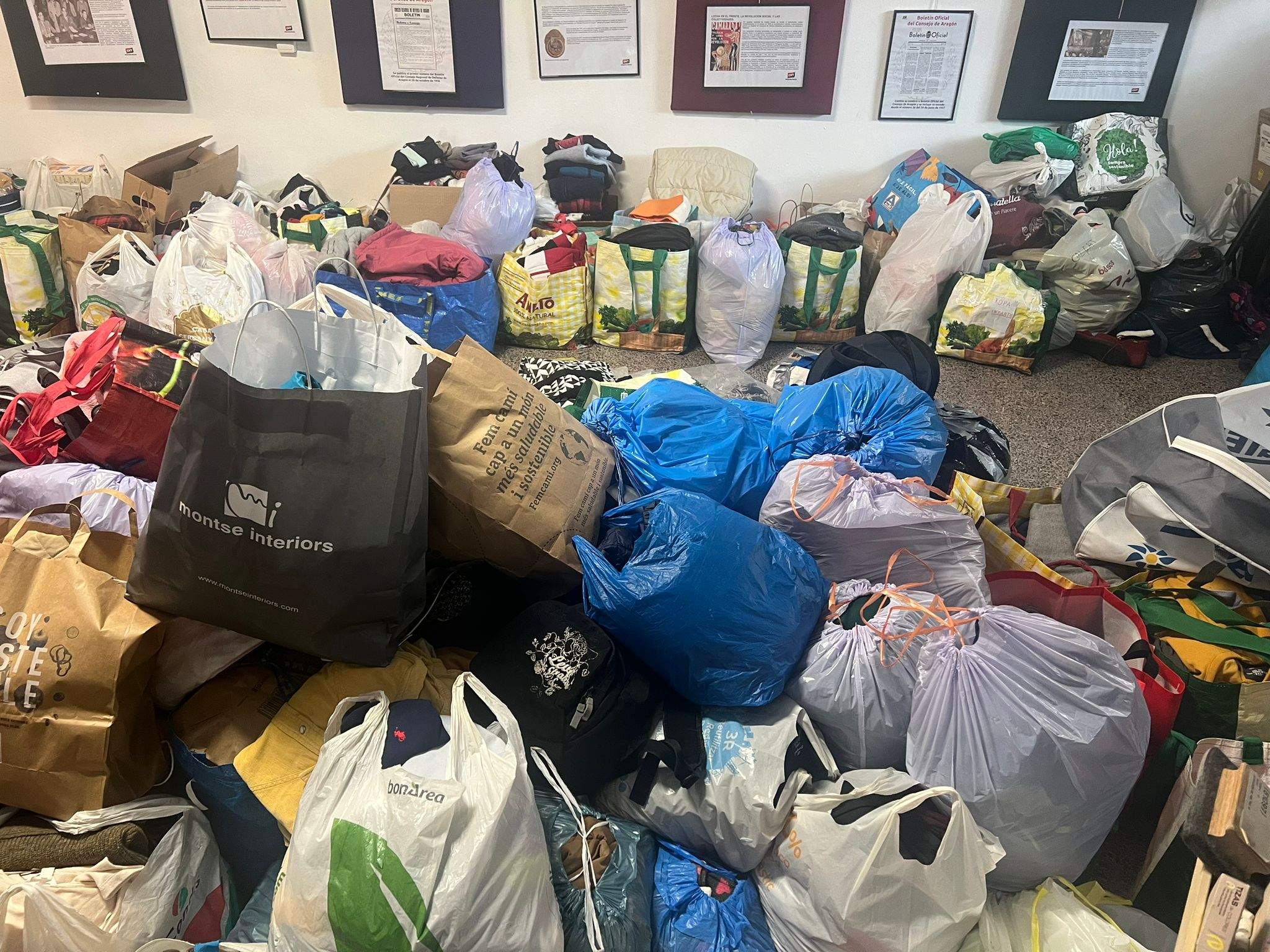 Cerdanyola es bolca amb els damnificats per la DANA al País Valencià. FOTO: Marc Mata 