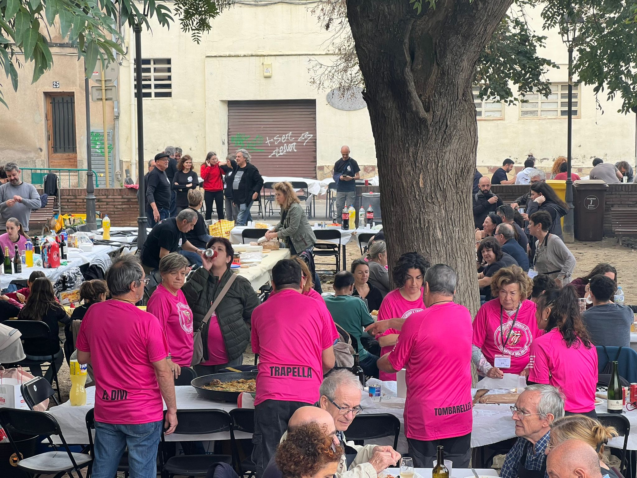 Cerdanyola celebra el concursos de paelles de Sant Martí. FOTO: Marc Mata