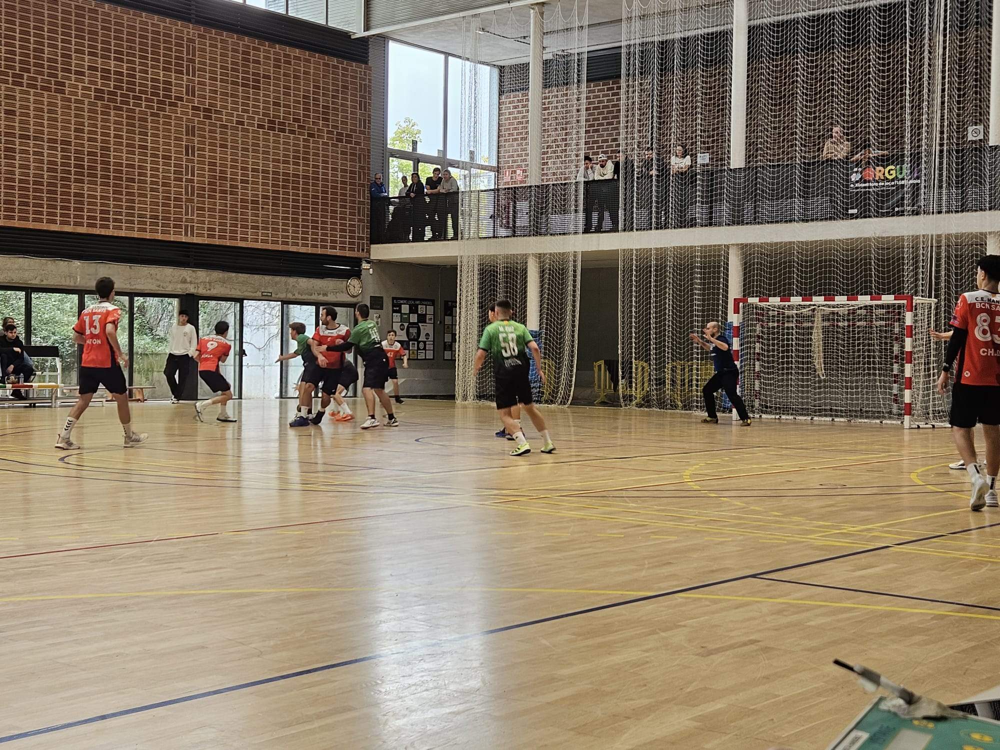 Victòria del CH Cerdanyola davant del Sants B. FOTO: Cedida