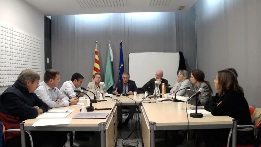 Ple ordinari de novembre de l'EMD Bellaterra. FOTO: EMD