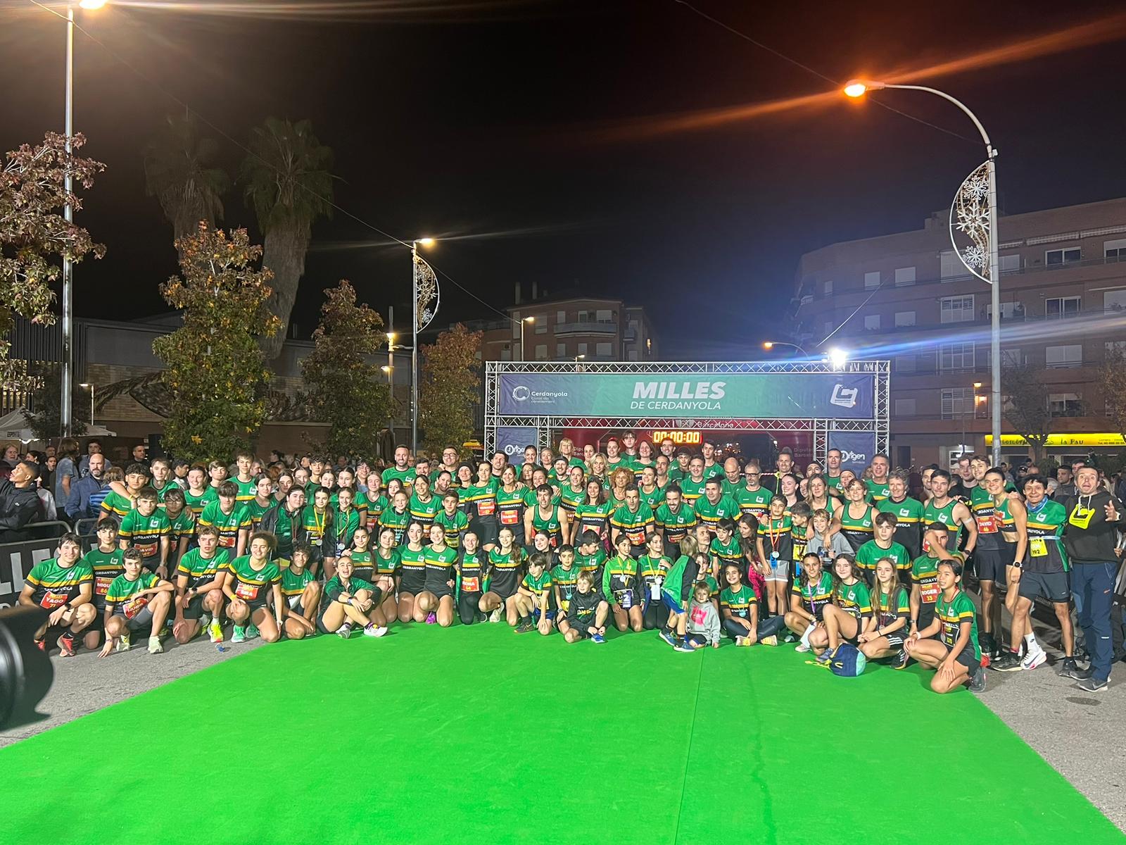 Atletes de Cerdanyola abans de començar la cursa de 5km. FOTO: Marc Mata 
