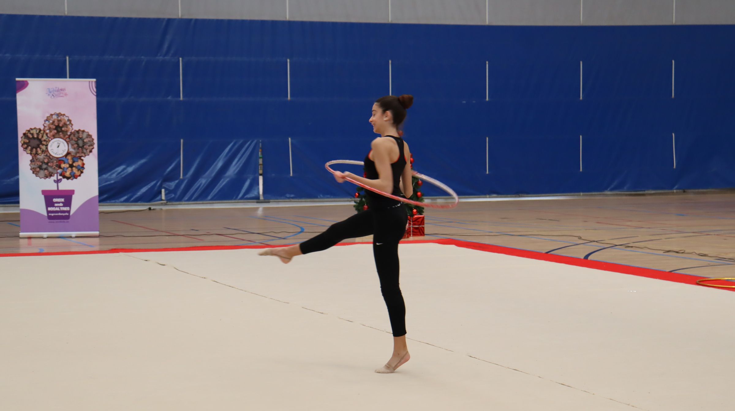 El Club Gimnàstica Ritmica Cerdanyola celebra el seu festival de Nadal. FOTO: Marc Mata
