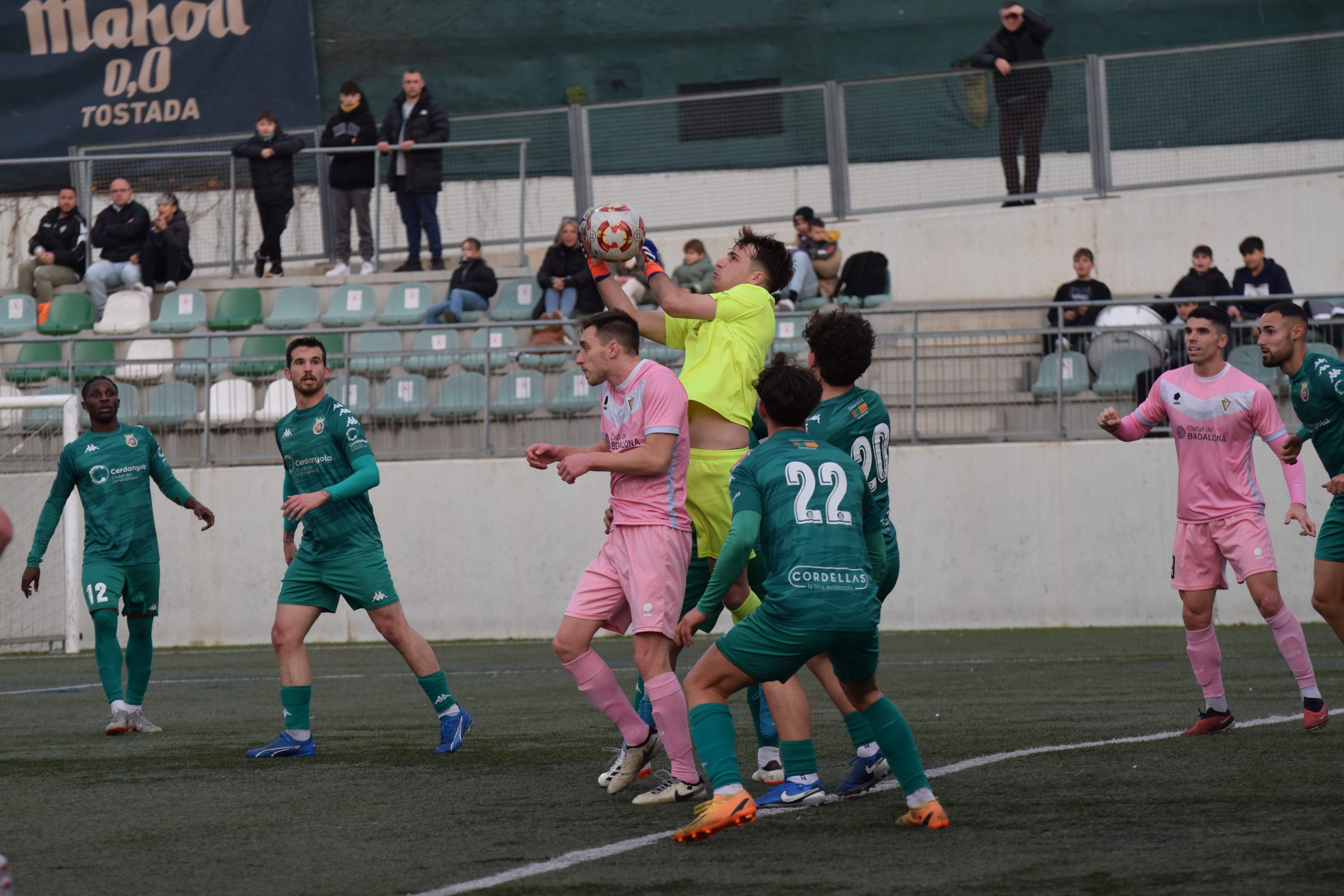 El Cerdanyola FC segueix sense sumar aquell punt que necessita per guanyar. FOTO: Marc Mata