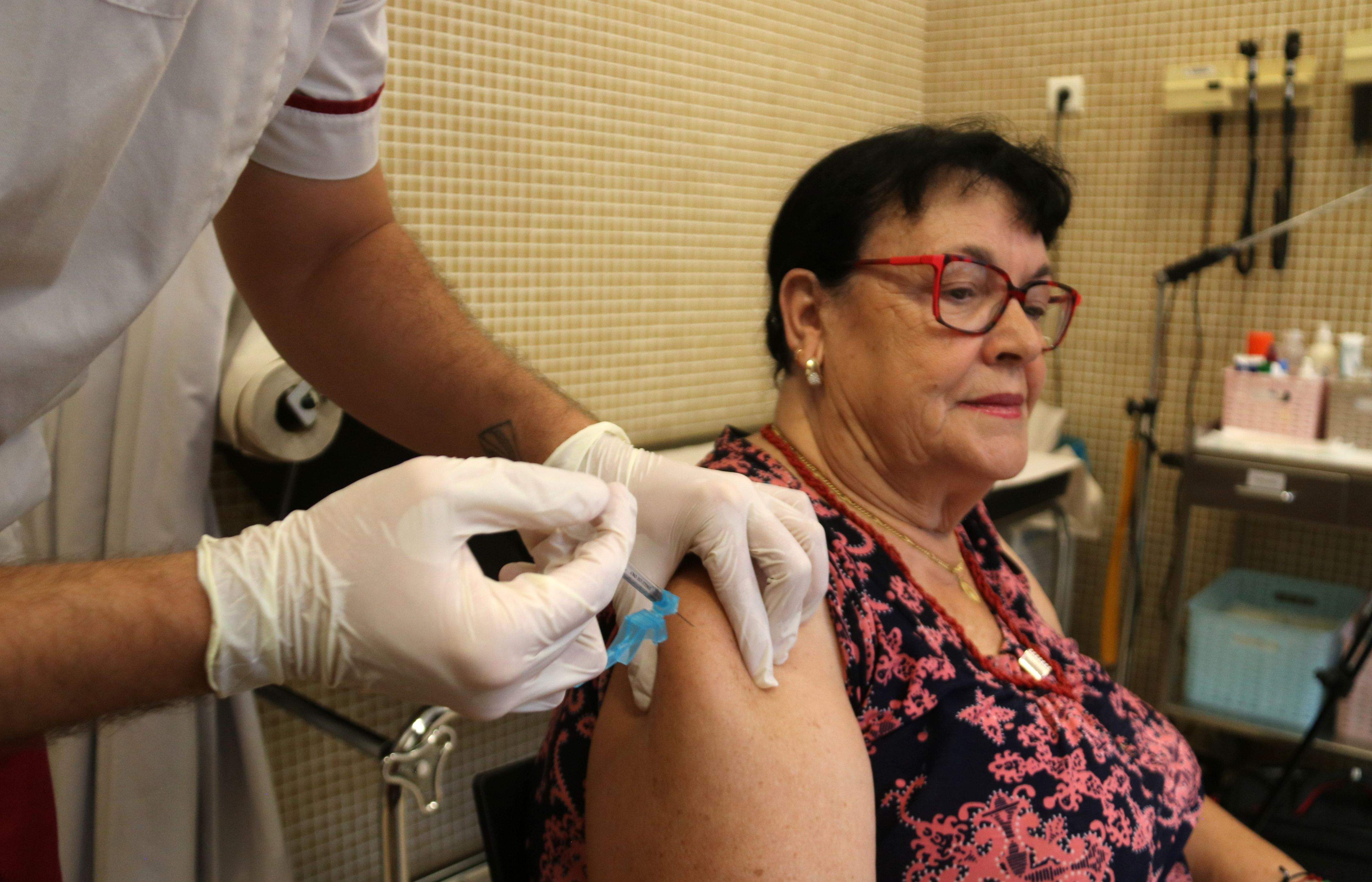 Els casos de grip continuen escalant a Catalunya i superen el pic de l’any passat. FOTO: ACN