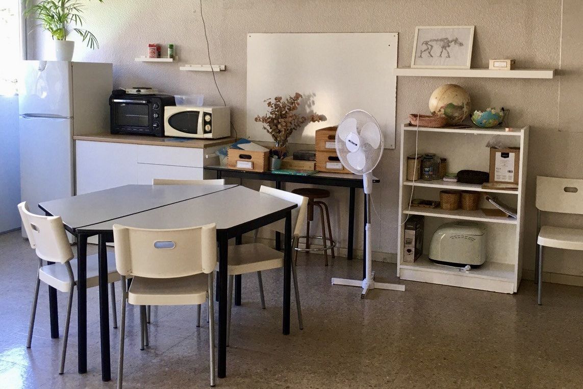 Un ventiladors a una de les aules de Cerdanyola. FOTO: ACN