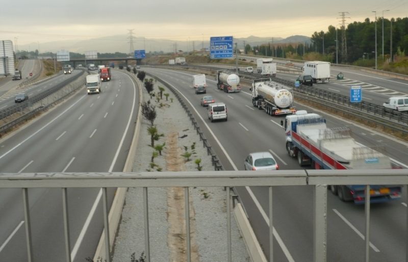 L'AP-7 al seu pas per Bellaterra. FOTO: Arxiu L'AP-7 al seu pas per Bellaterra. FOTO: Arxiu