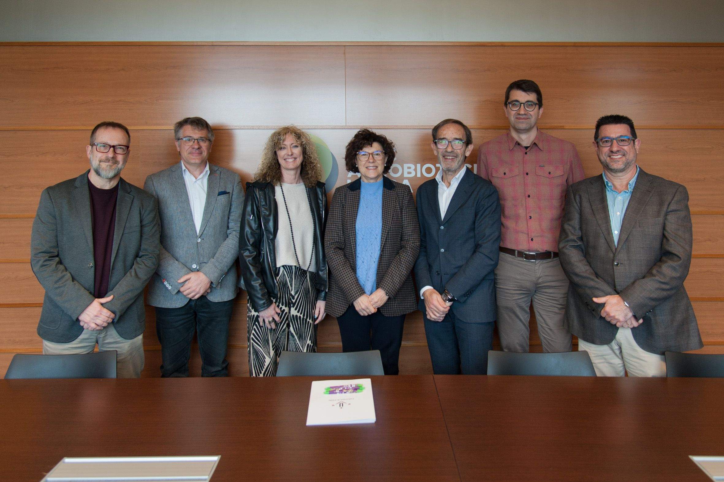 Signatura del conveni entre Eurecat, la UdL i la UAB. FOTO: UdL 