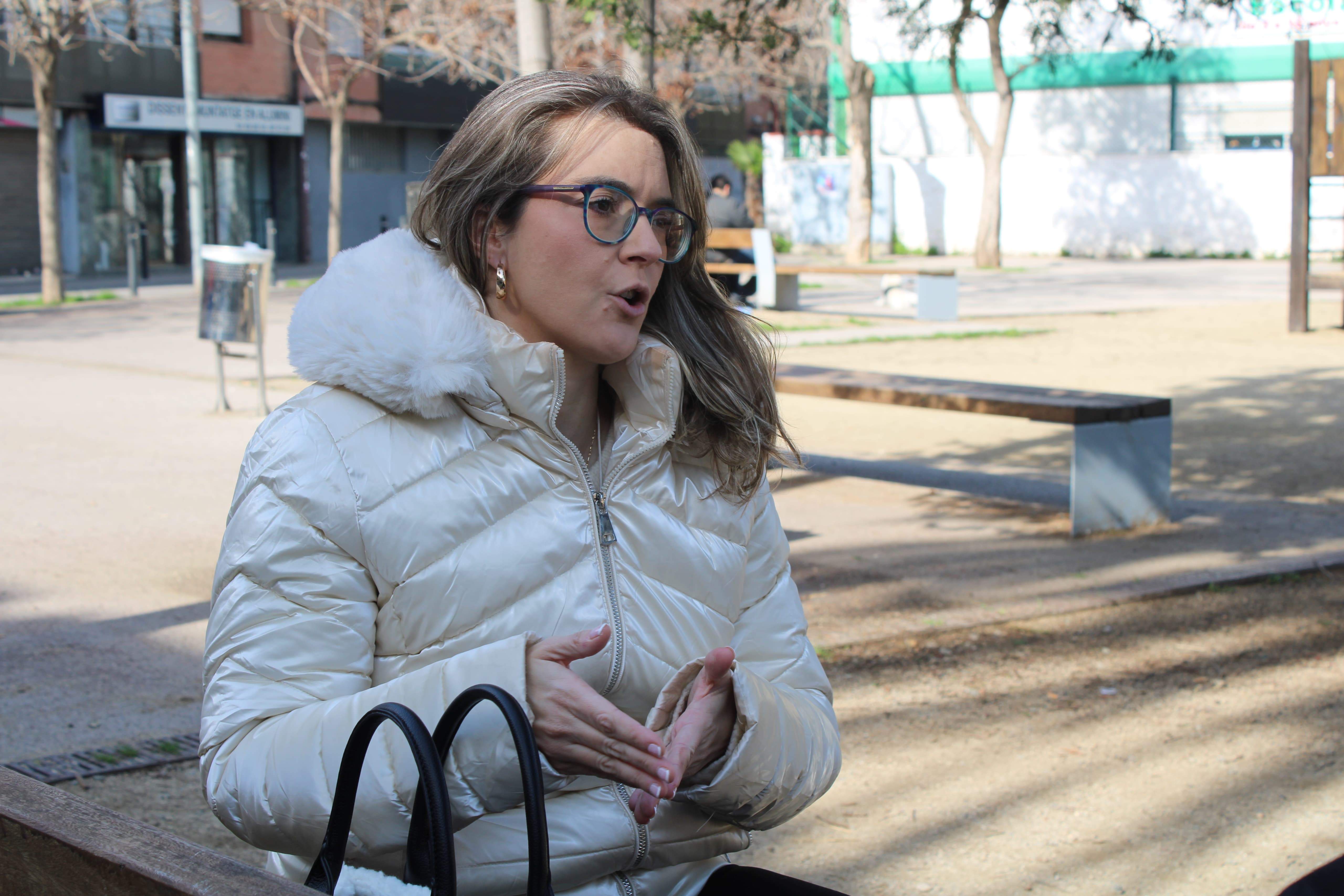 Mireia Ortega, divulgadora científica,presenta llibre a la Bibllioteca. FOTO: Marc Mata