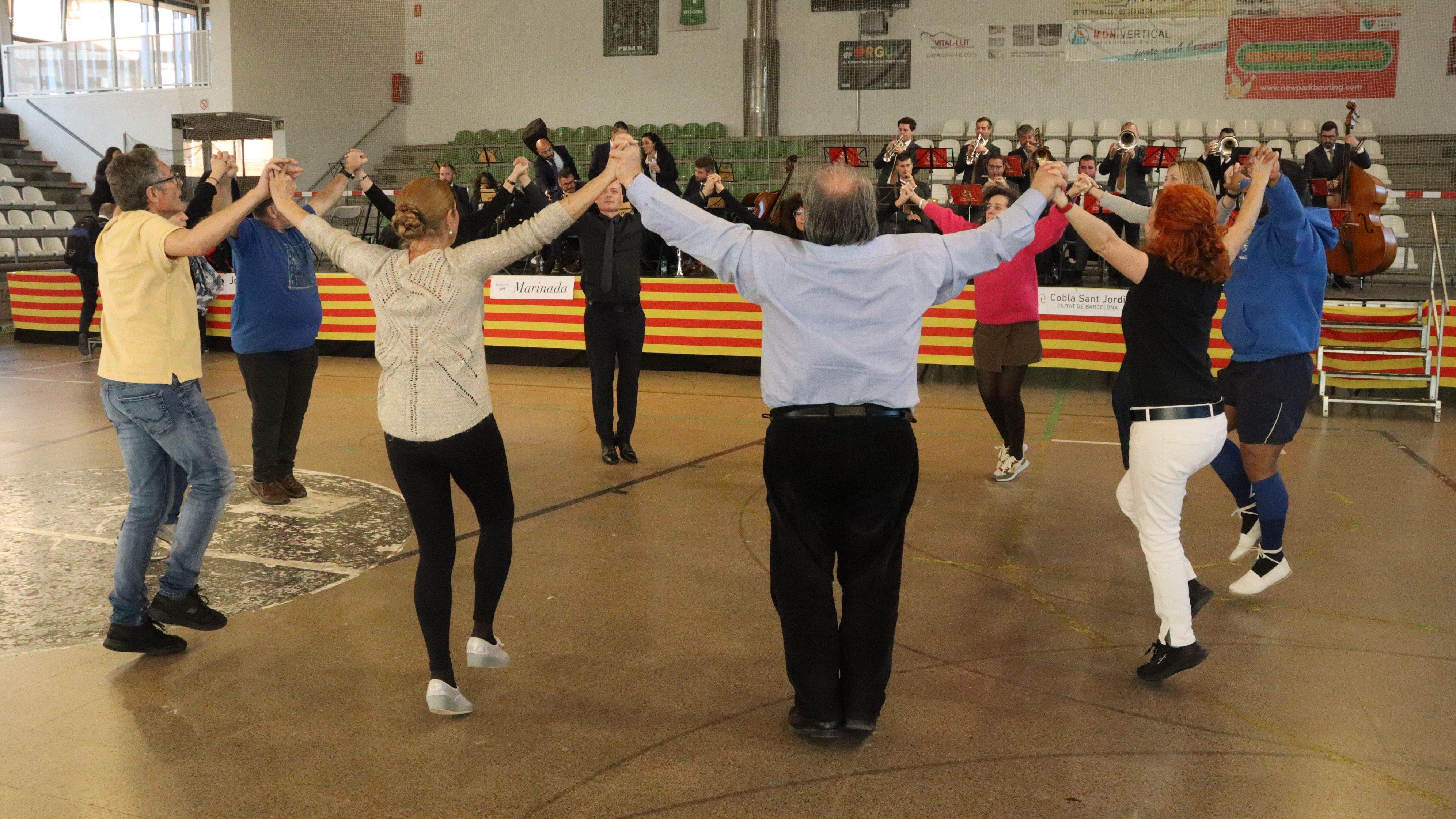 Una de les sardanes a l'Aplec de la Sardana. FOTO: Marc Mata