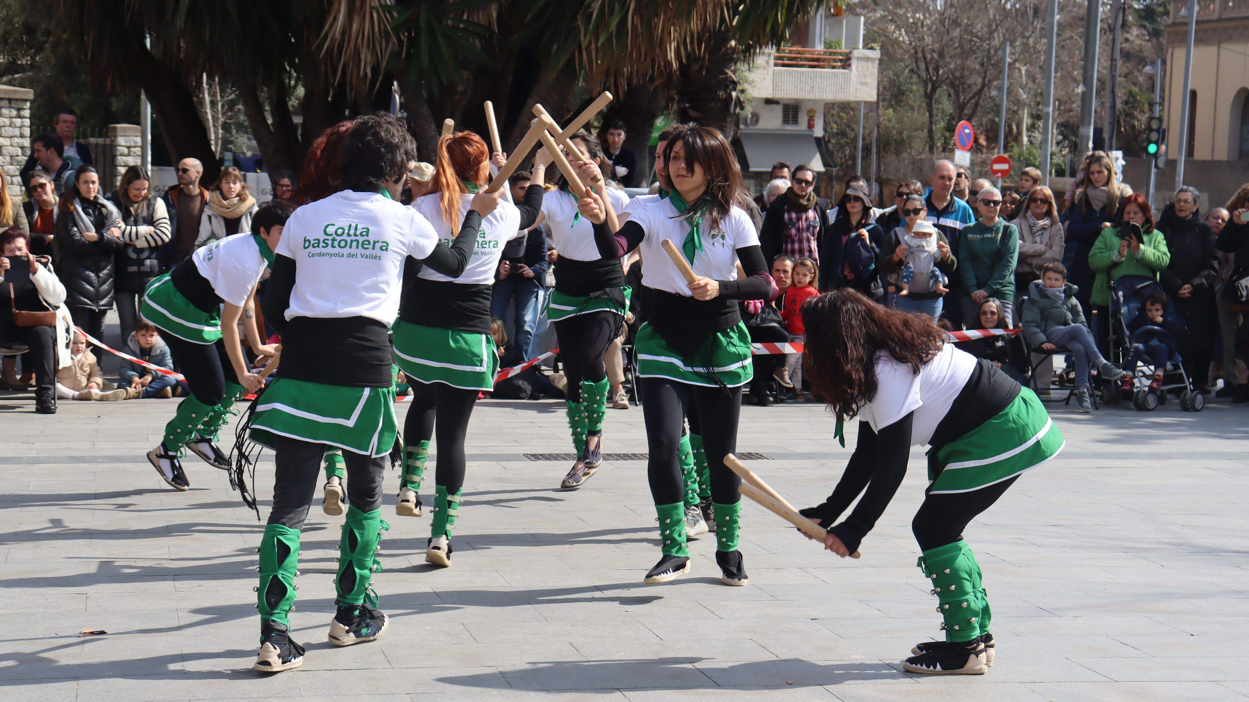 La Colla bastonera a la Gran Matinal de Cultura Popular. FOTO: Marc Mata