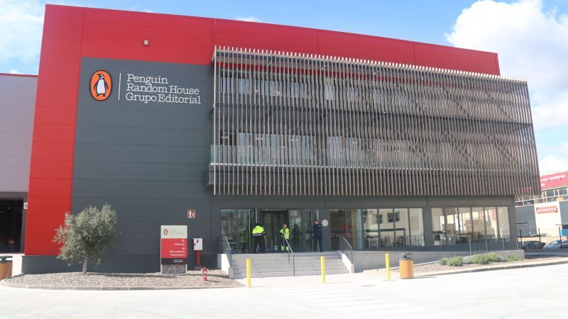 Exterior de la nova planta de Penguin Random House | ACN