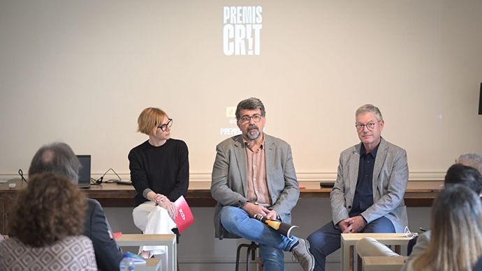 Roda de premsa de presentació dels Premis CRIT. D’esquerra a dreta, Rosa Romà (3Cat), Genís Roca (Fundació .cat) i Ramon Grau (AMIC). Foto: AMIC