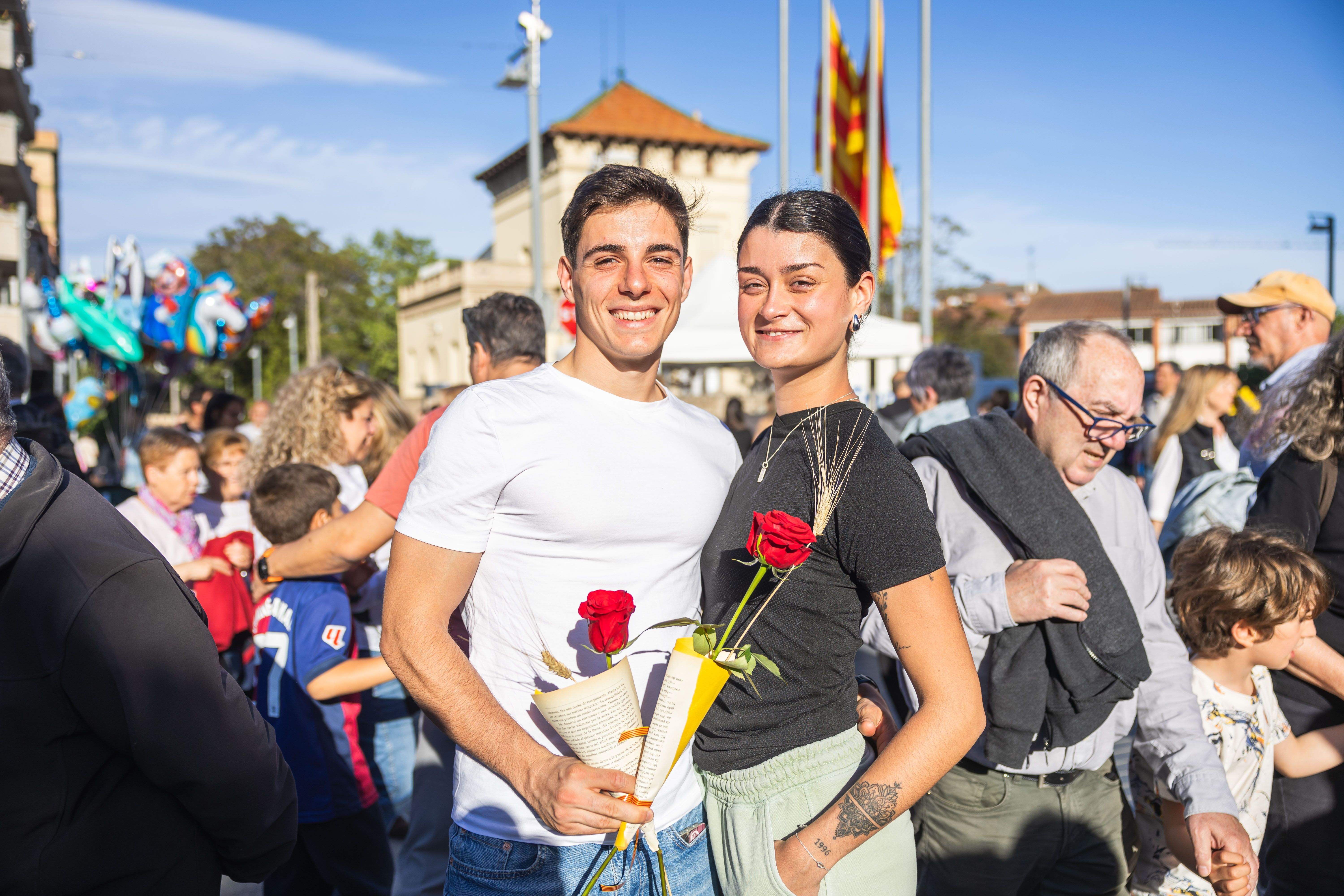 La diada de Sant Jordi 2025 a Cerdanyola. FOTO: Arnau Padilla