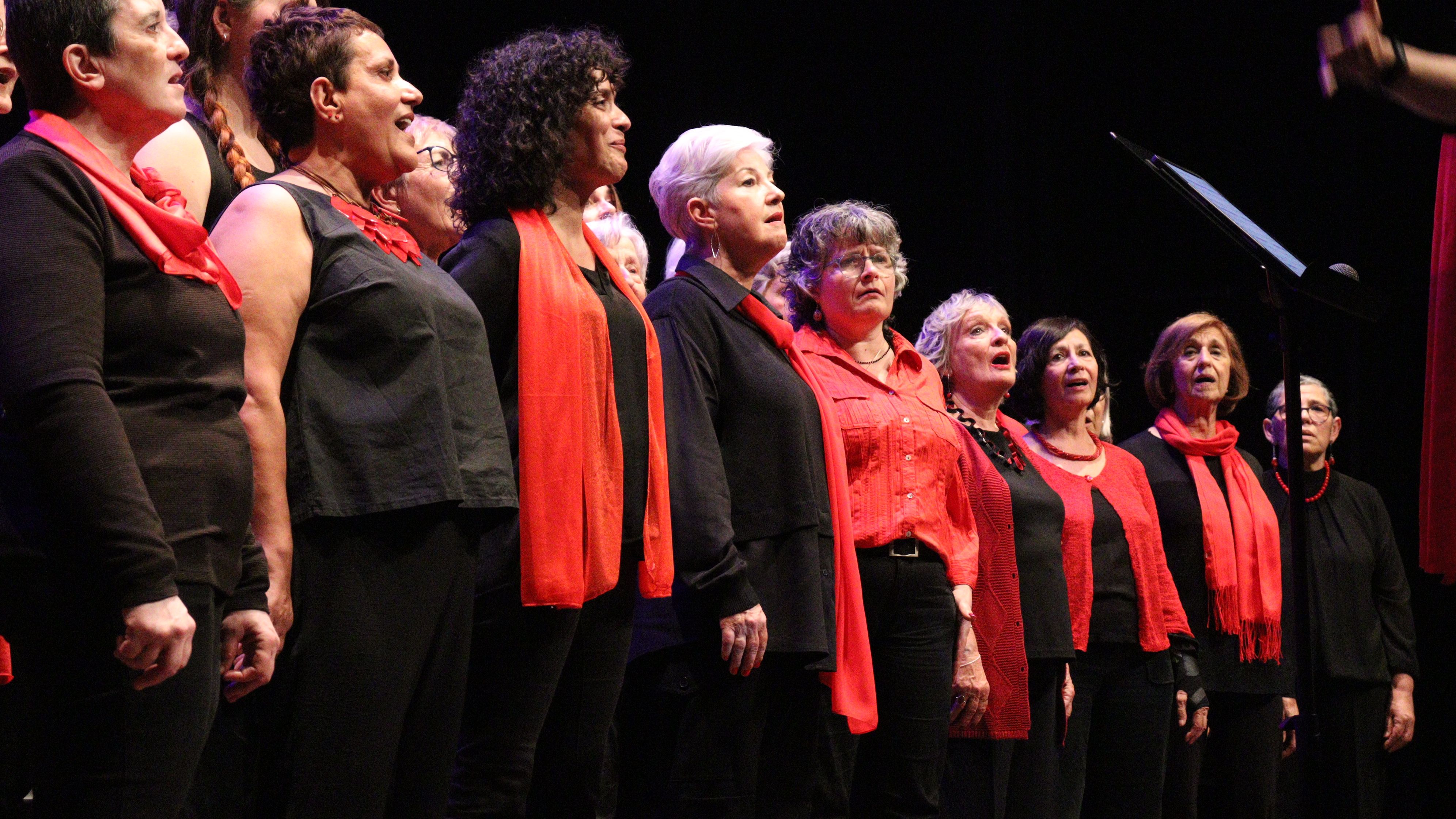 Concert solidari de Corals a favor de la Fundació Oncolliga. FOTO: Marc Mata