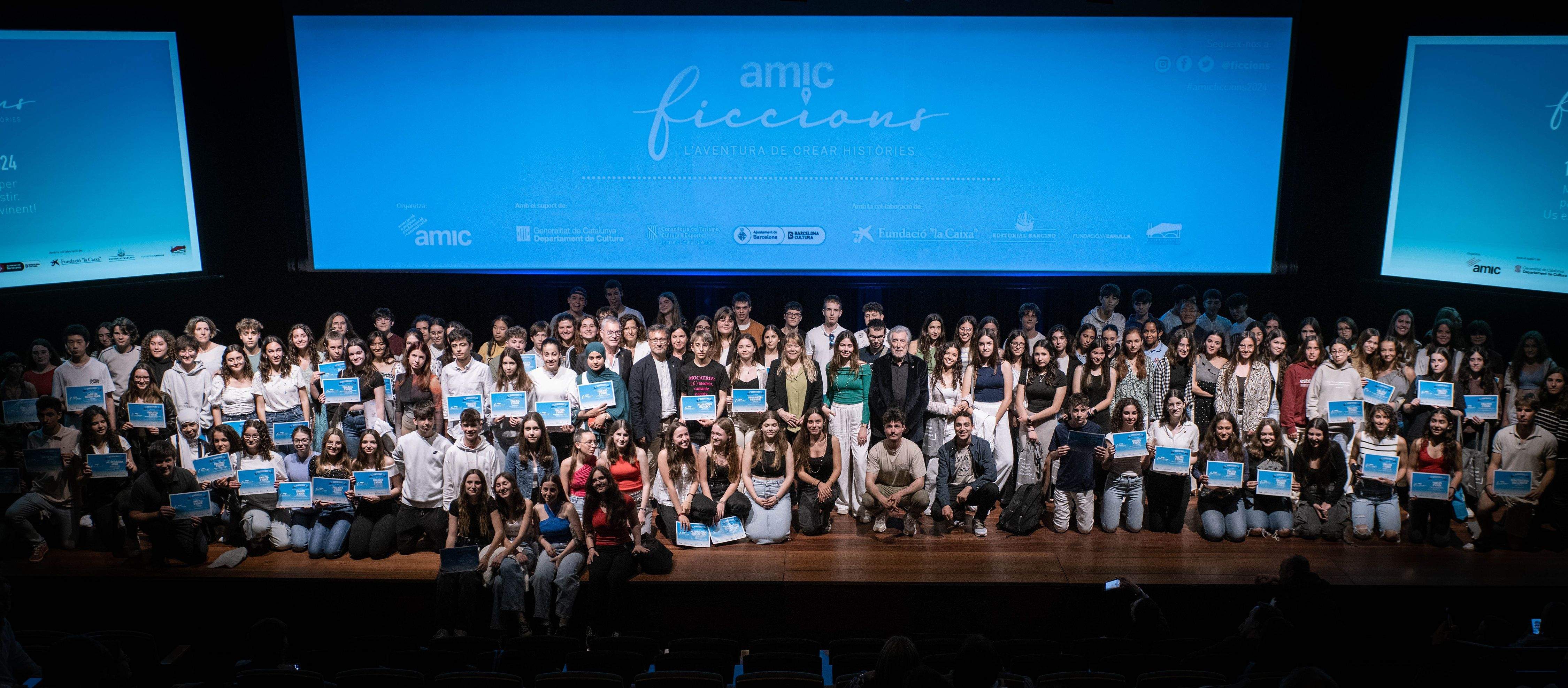 Fotografia lliurament de premis AMIC Ficcions 16a edició