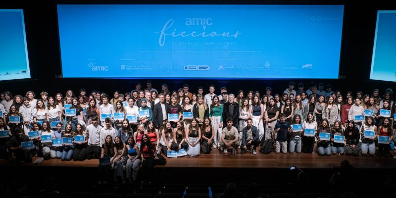 Fotografia lliurament de premis AMIC Ficcions 16a edició