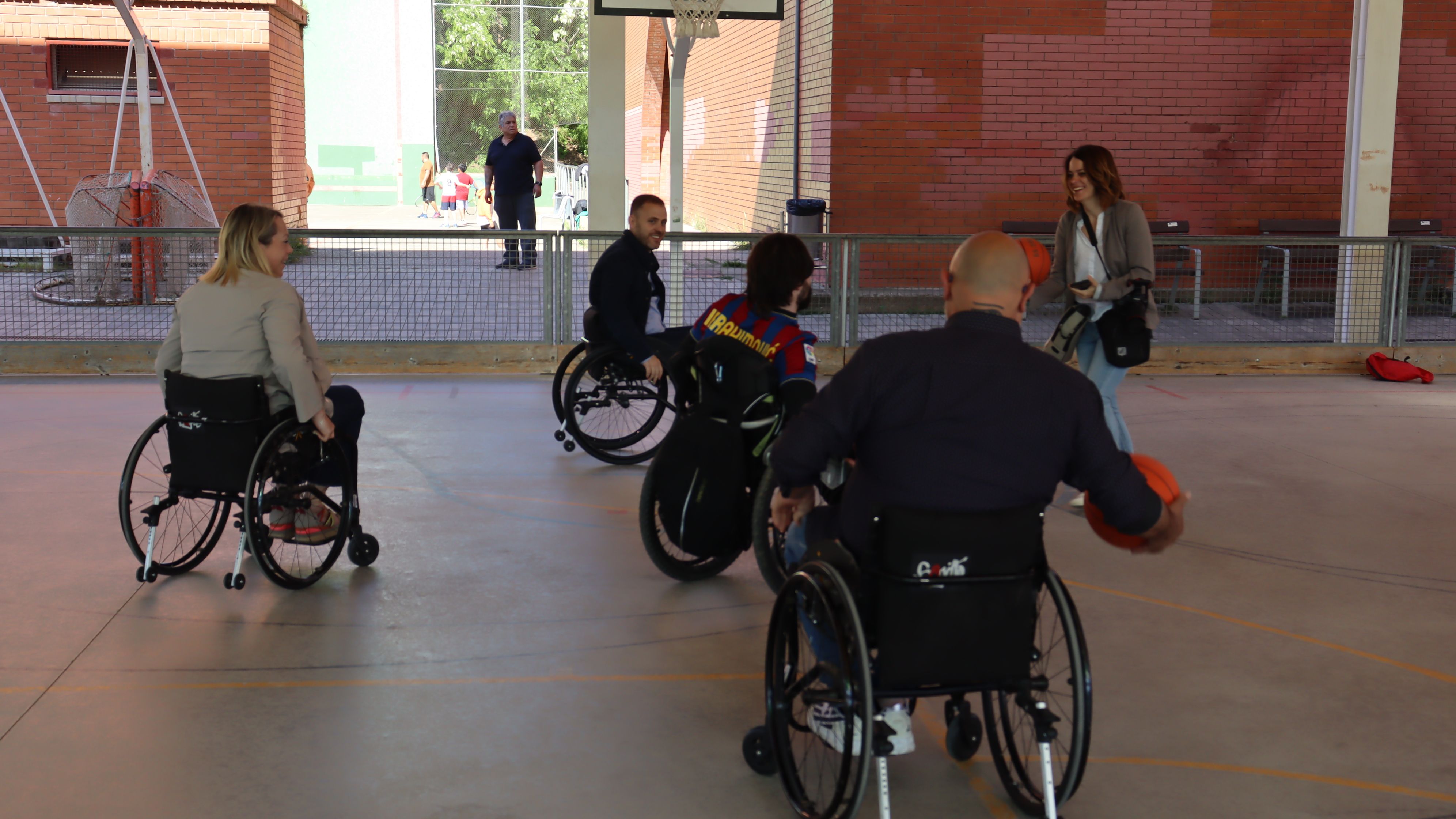 Jornada de l'esport inclusiu en imatges. FOTO Marc Mata (10)