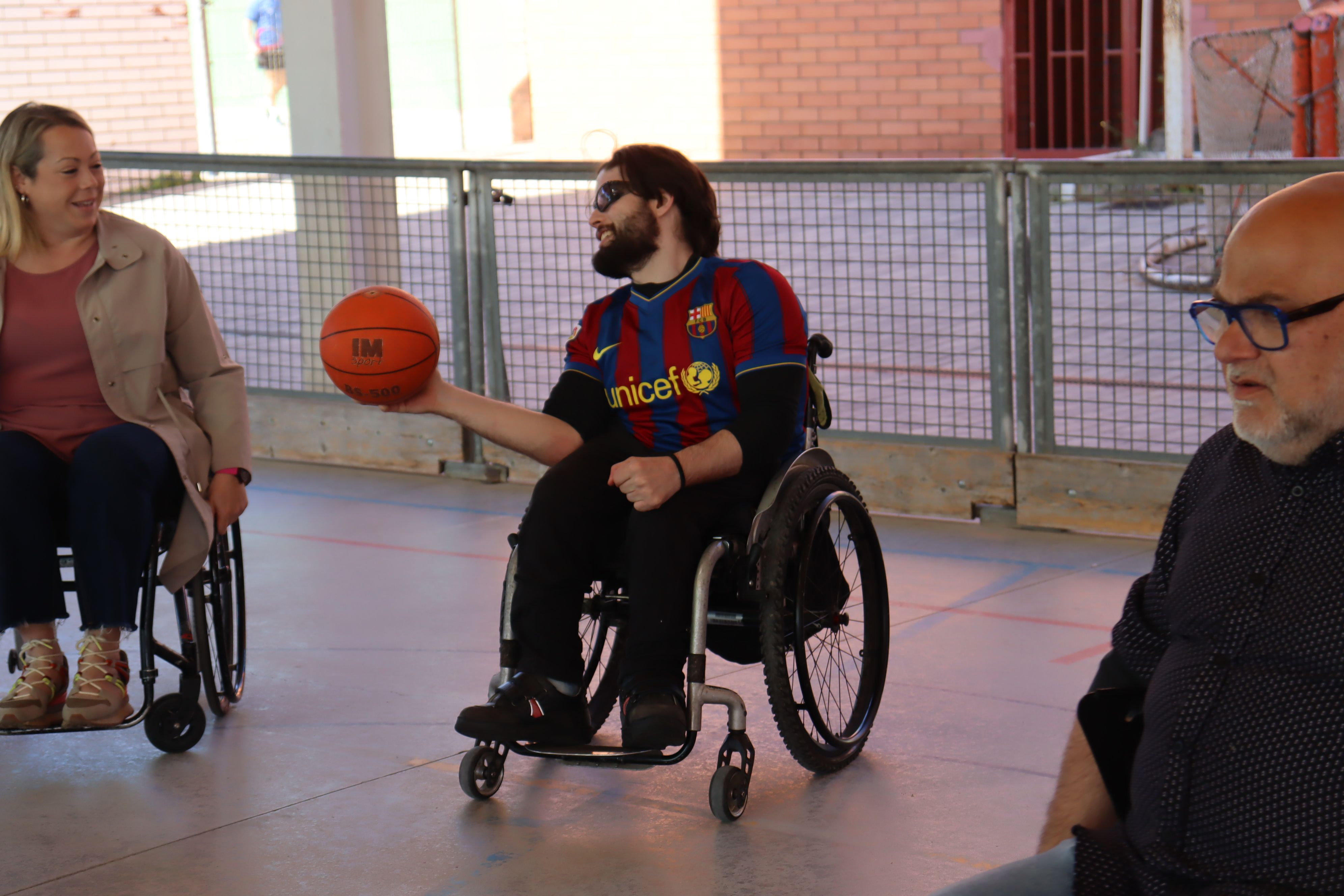 Jornada de l'esport inclusiu en imatges. FOTO Marc Mata (81)