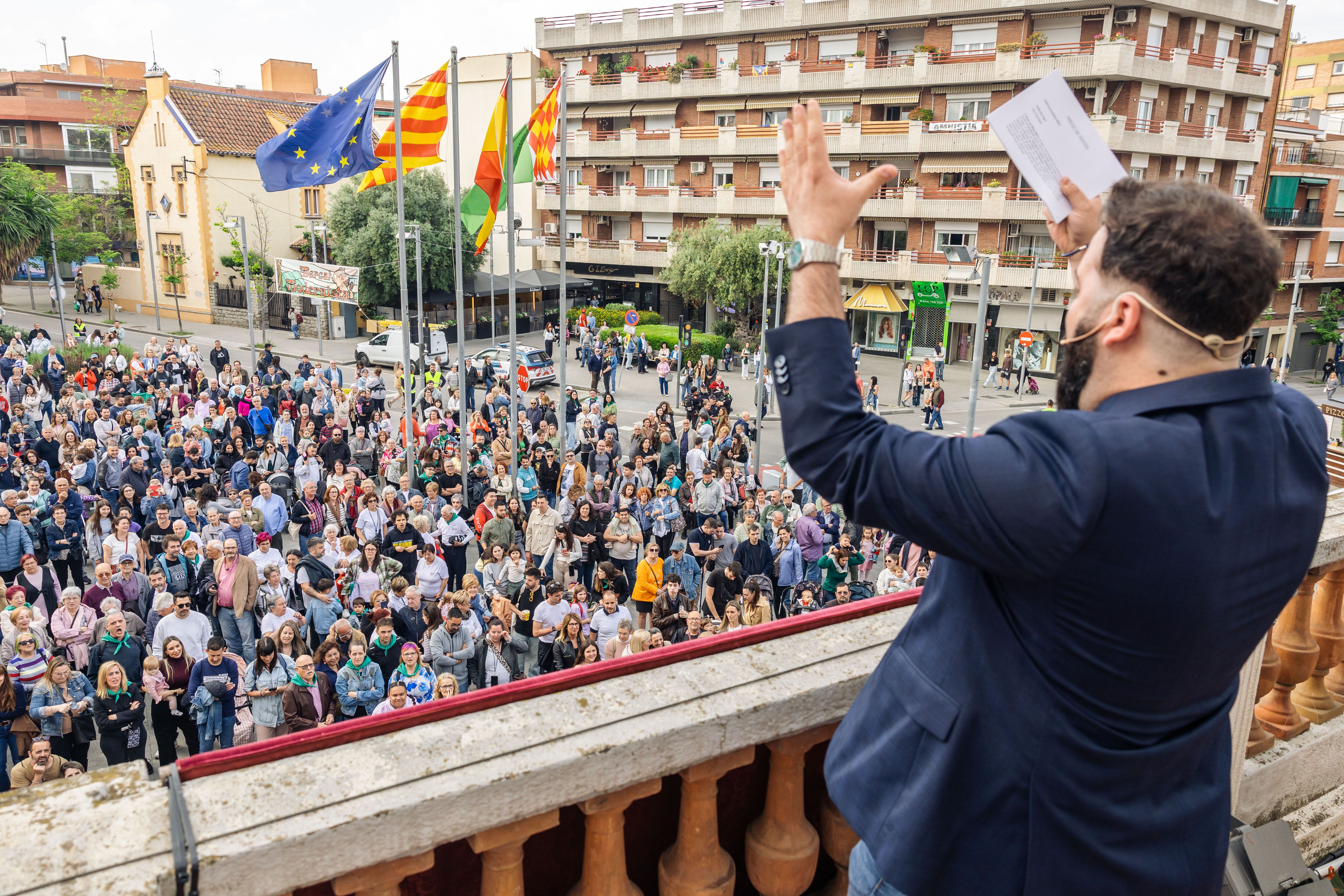 L'Agrupació Cultural Sardanista ha pregonat el Roser de Maig  FOTO: Arnau Padilla