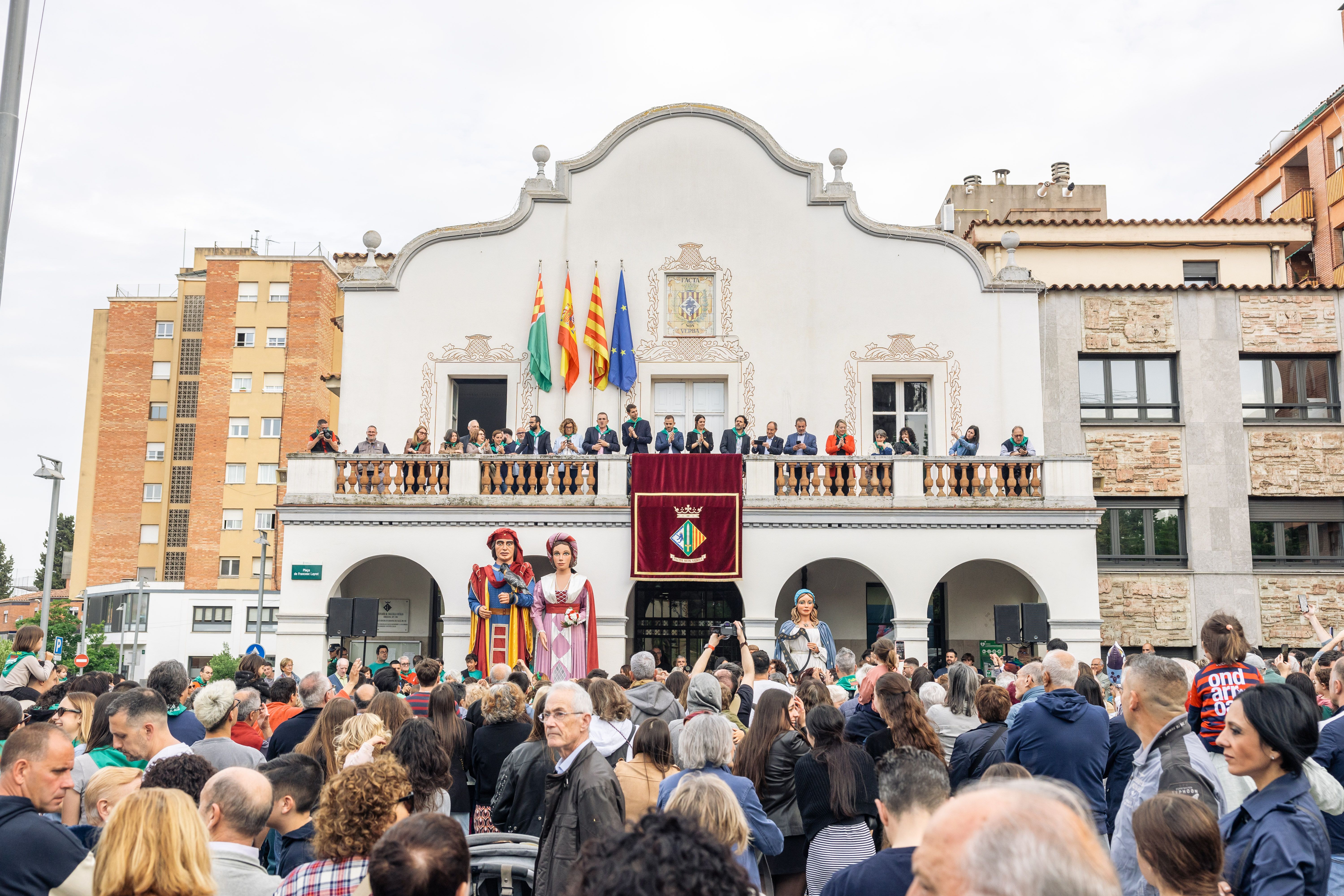 Vistes generals del pregó que aquesta tarda ha inaugurat la Festa Major
