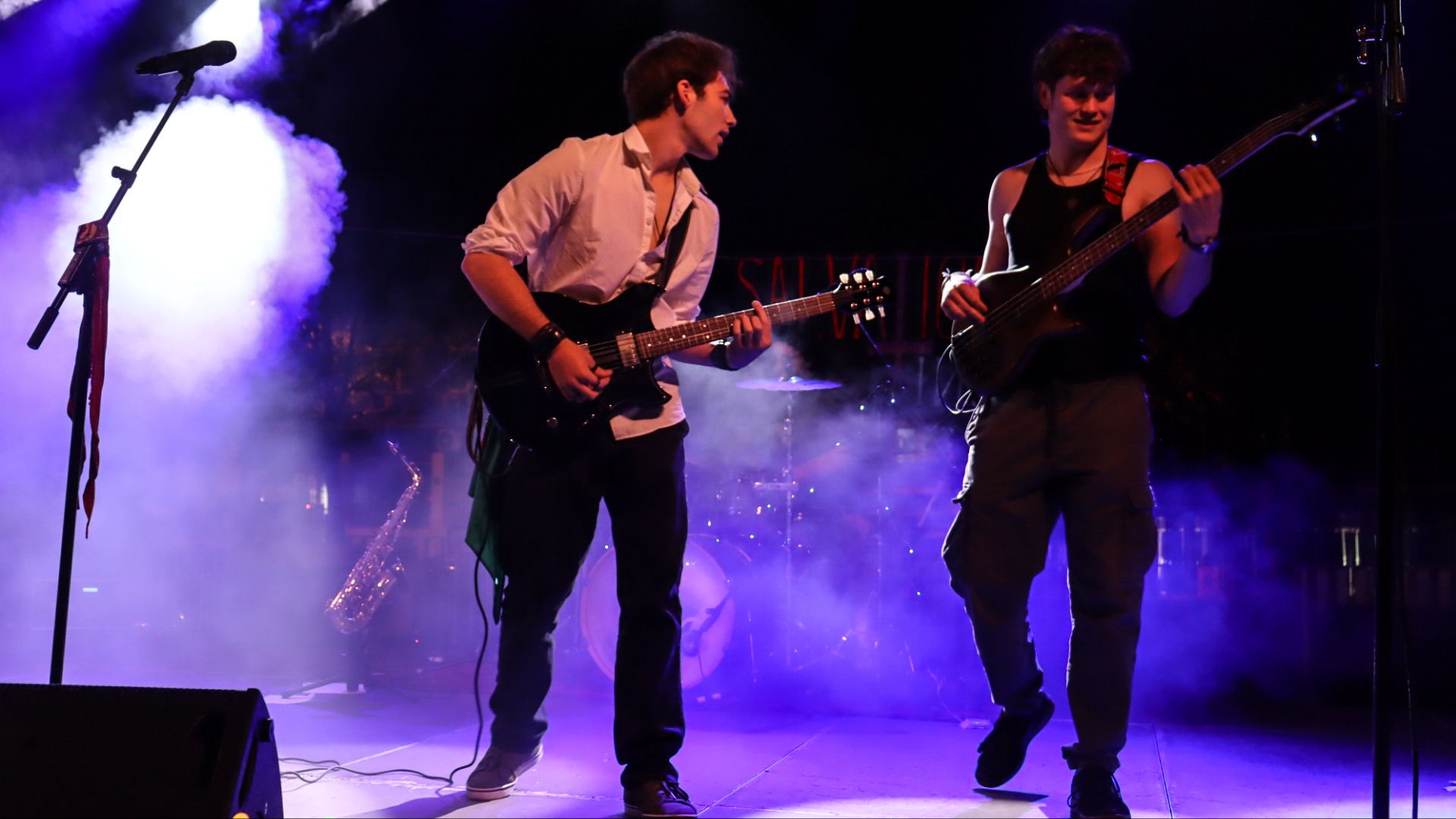Rock progressiu amb Salvation Inc, al Pla de les Alzines (escenari km 0). FOTO: Marc Mata. 