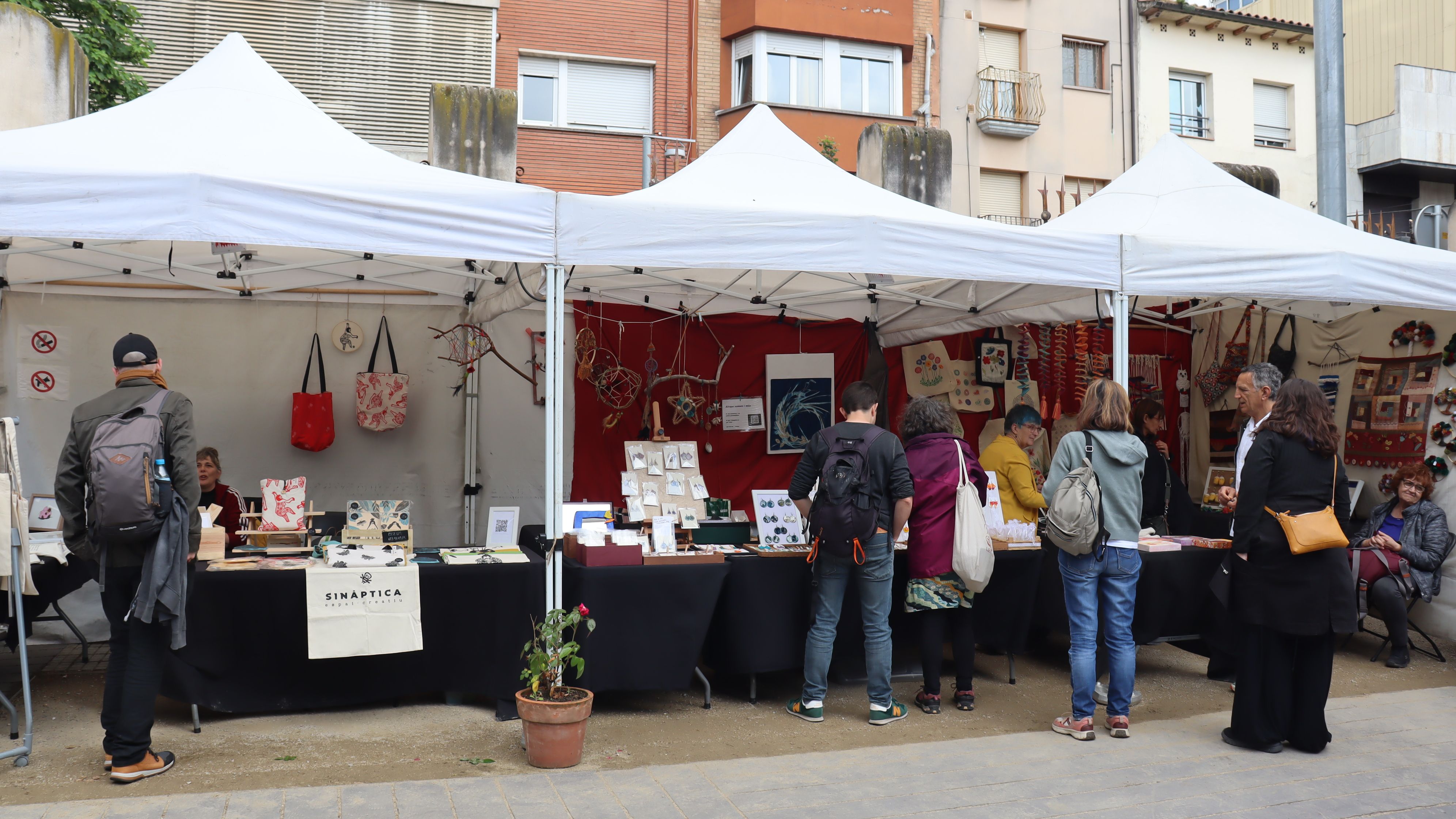 Fira d'Art de Primavera en imatges. FOTO: Marc Mata 