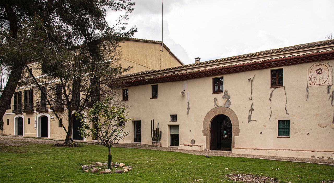 Masia Serraparera – Avui és la seu del Servei Municipal d'Ocupació, a l’avinguda Roma. FOTO: AFOCER