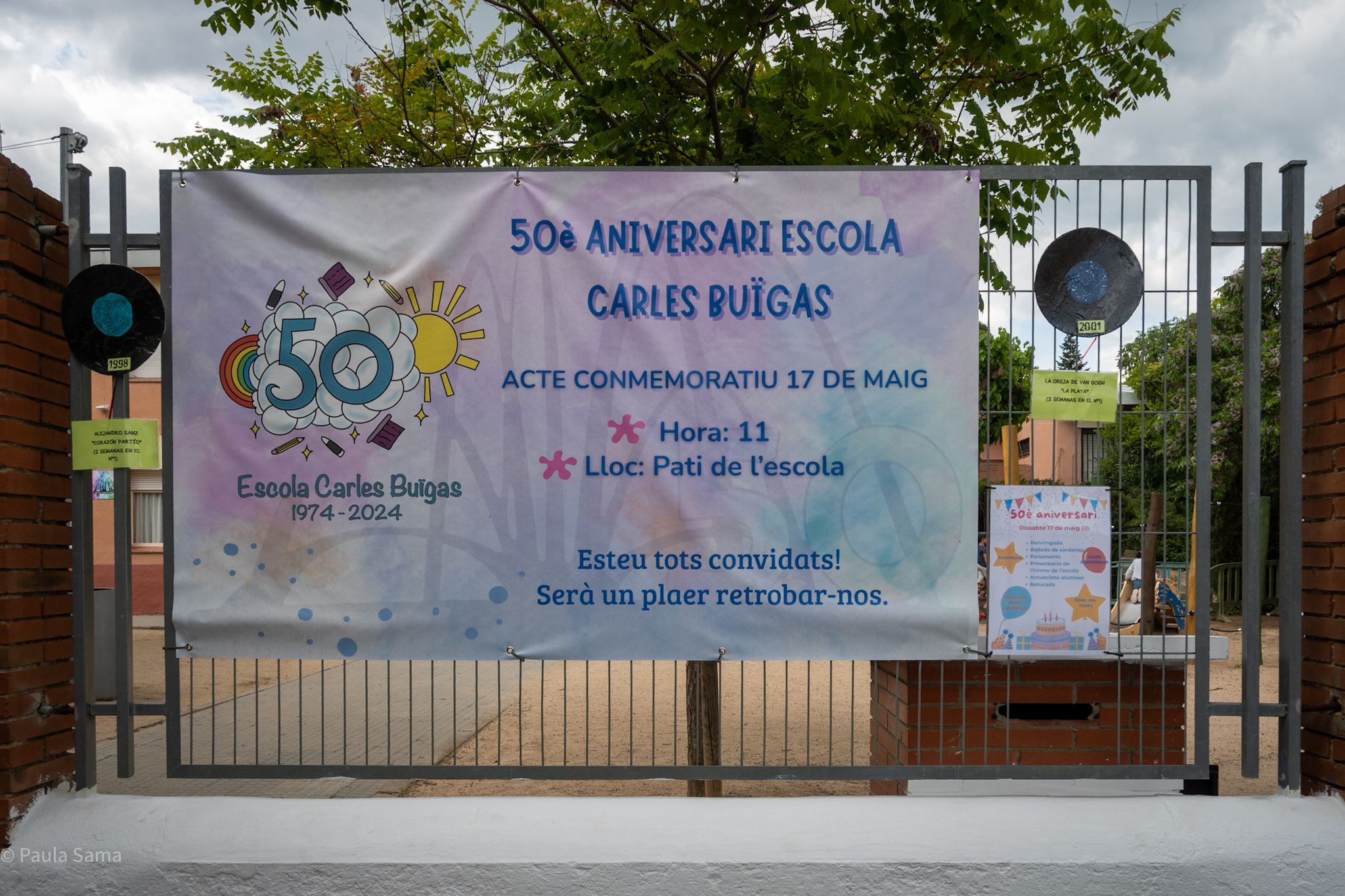 Pancarta anunciant el 50è aniversari Escola Carles Buïgas Pancarta anunciant el 50è aniversari Escola Carles Buïgas