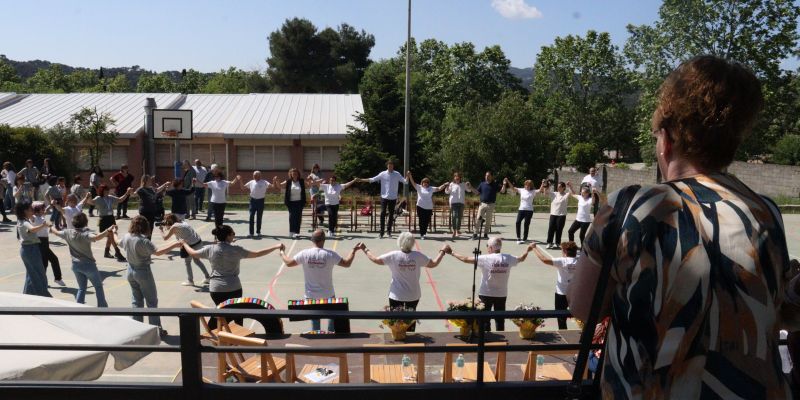 Actuació de l'Agrupació Cultural Sardanista de Cerdanyola. FOTO: Marc Mata Actuació de l'Agrupació Cultural Sardanista de Cerdanyola. FOTO: Marc Mata