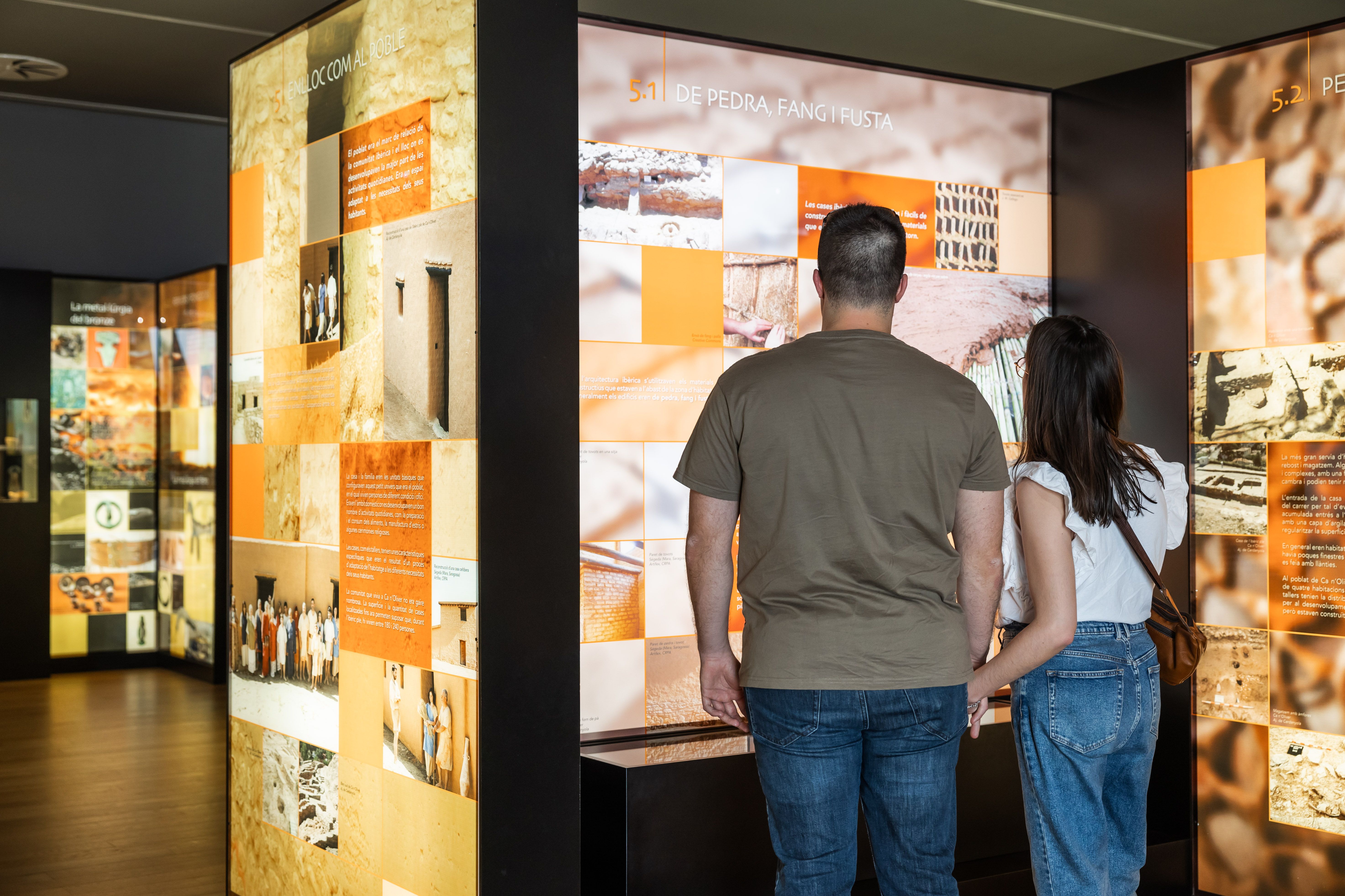 Escenes del Museu de Ca n’Oliver i la seva col·lecció permanent dedicada a la cultura ibèrica. FOTO: Arnau Padilla.
