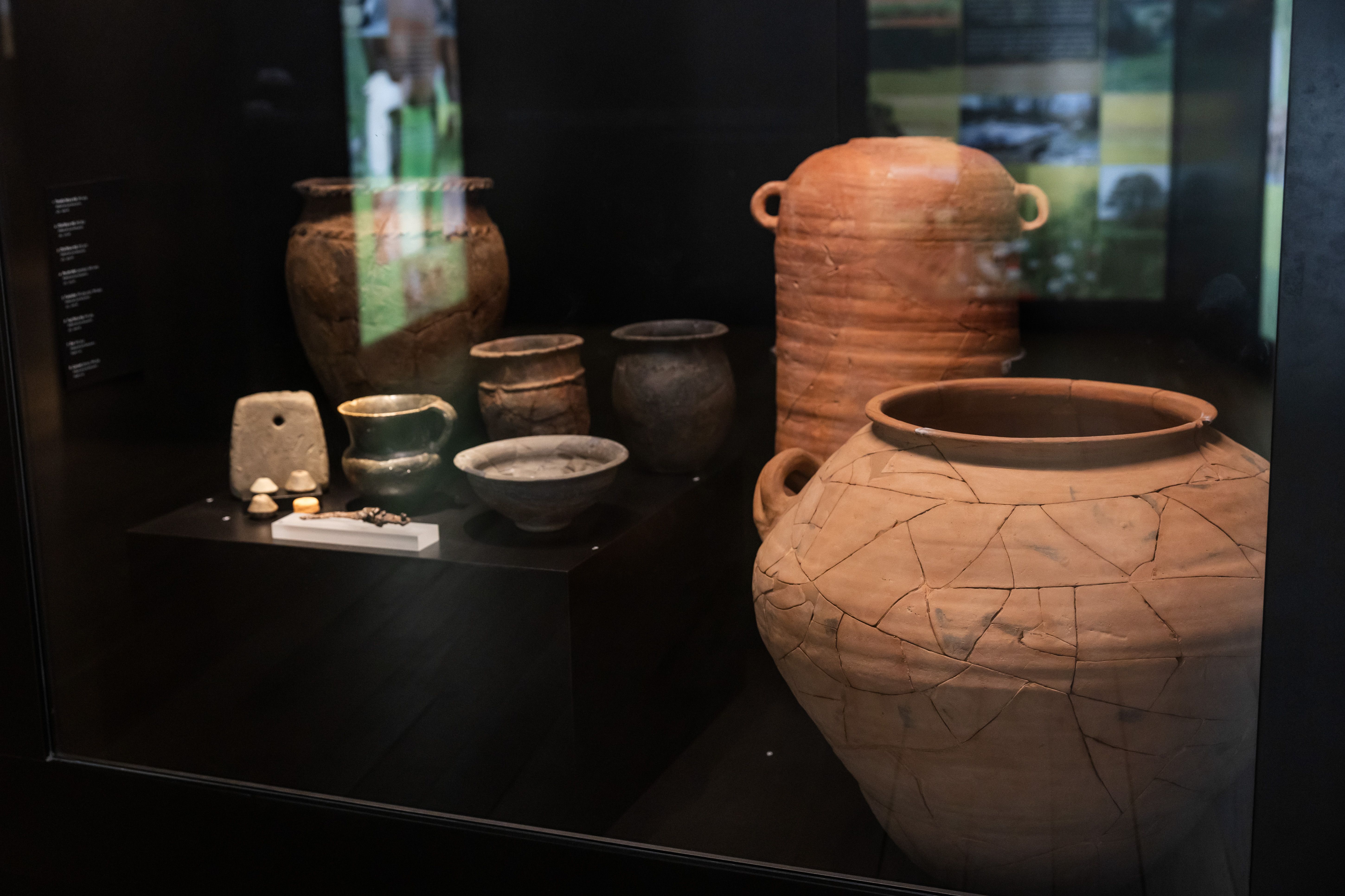 Escenes del Museu de Ca n’Oliver i la seva col·lecció permanent dedicada a la cultura ibèrica. FOTO: Arnau Padilla.