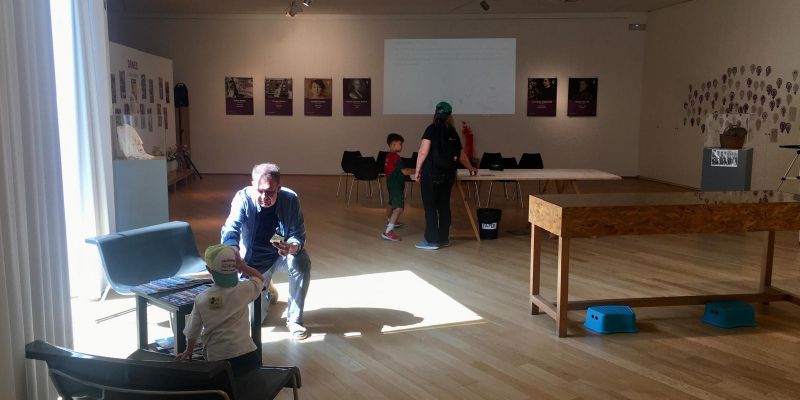 En la Jornada de portes obertes a Ca n'Oliver, també es va poder visitar l'exposició temporal En la Jornada de portes obertes a Ca n'Oliver, també es va poder visitar l'exposició temporal