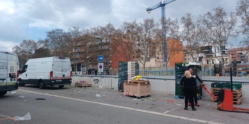 Els plàstics que cauen a terra s'han convertit en un problema mediambiental i de salut. FOTO: Cedida Els plàstics que cauen a terra s'han convertit en un problema mediambiental i de salut. FOTO: Cedida