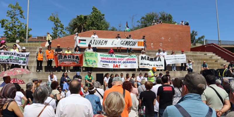 Centenars de veïns reivindiquen la sanitat pública i la construcció de l’hospital Ernest Luch. FOTO: Marc Mata  (Arxiu, maig de 2025)