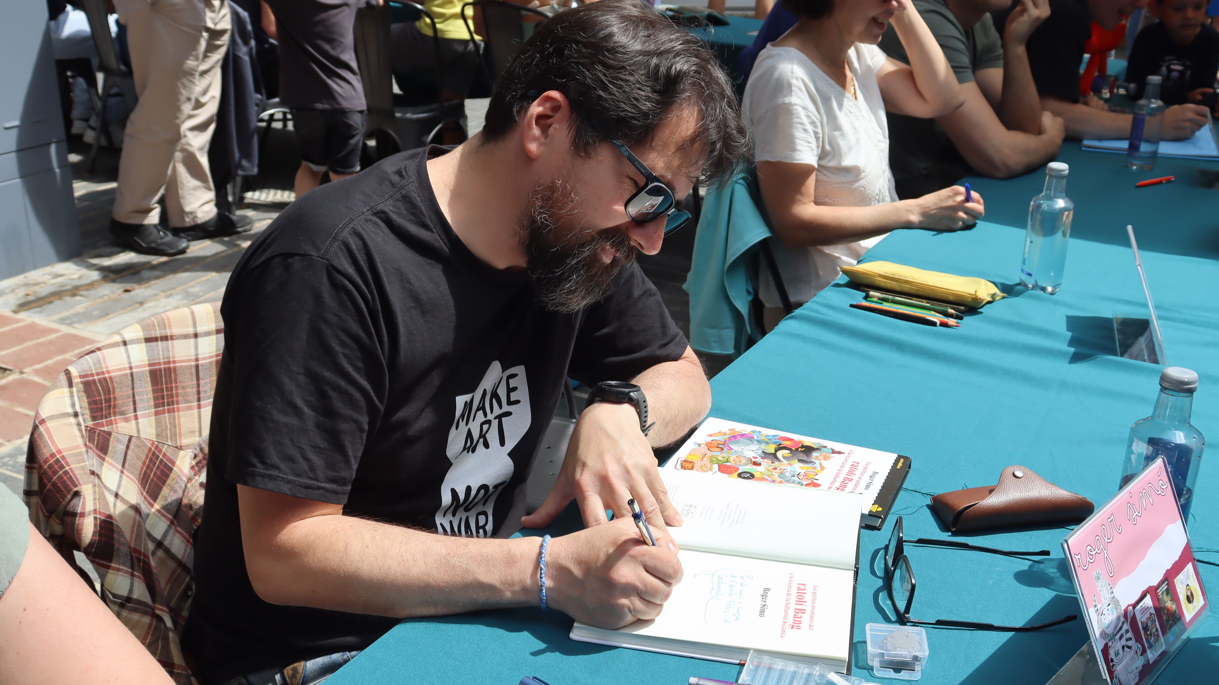 FOTOS| El 10è aniversari de la llibreria Lilliput en imatges. FOTO: Marc Mata